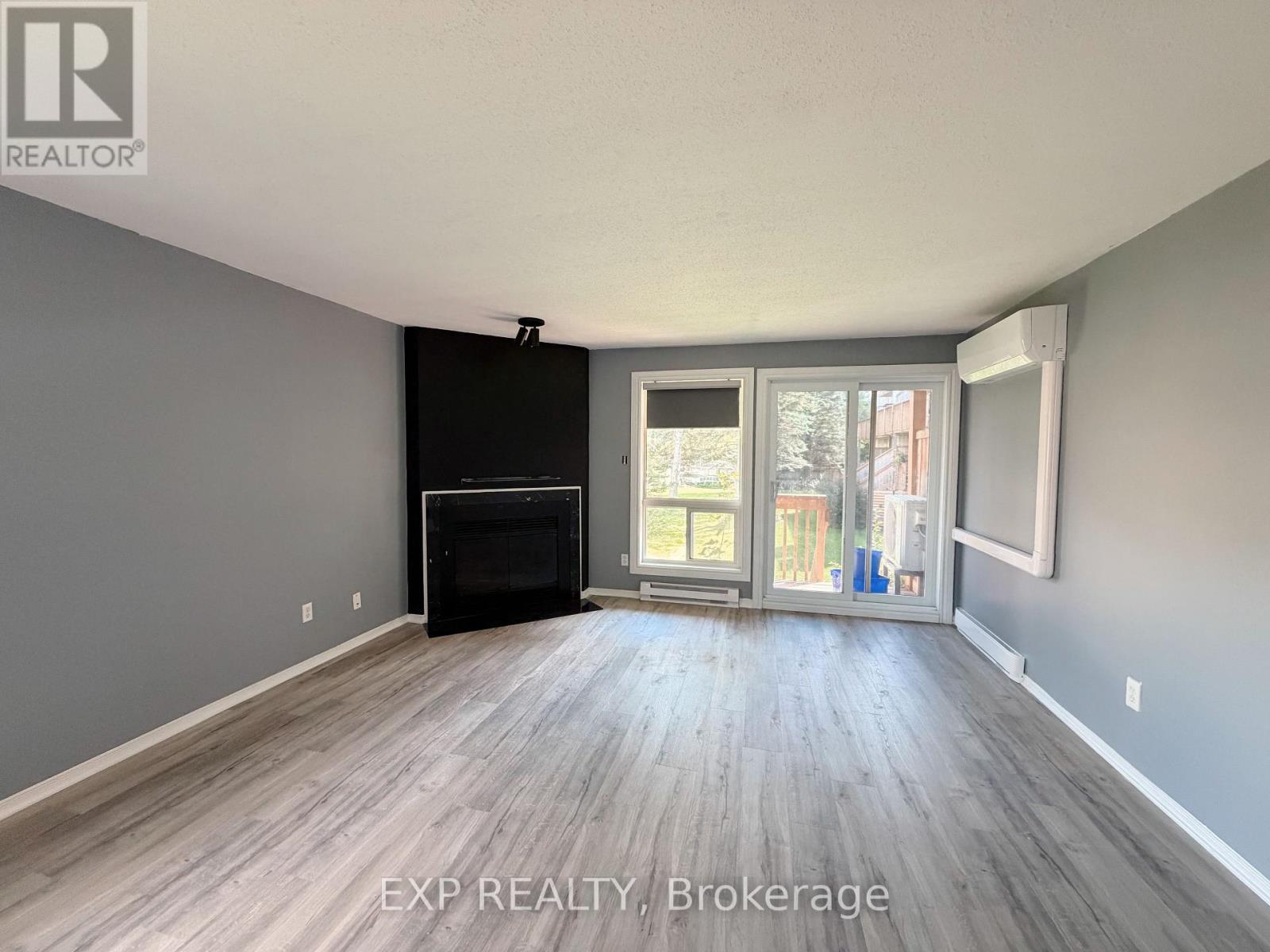 406 Briston Private, Ottawa, Ontario  K1G 5R3 - Photo 4 - X13763922