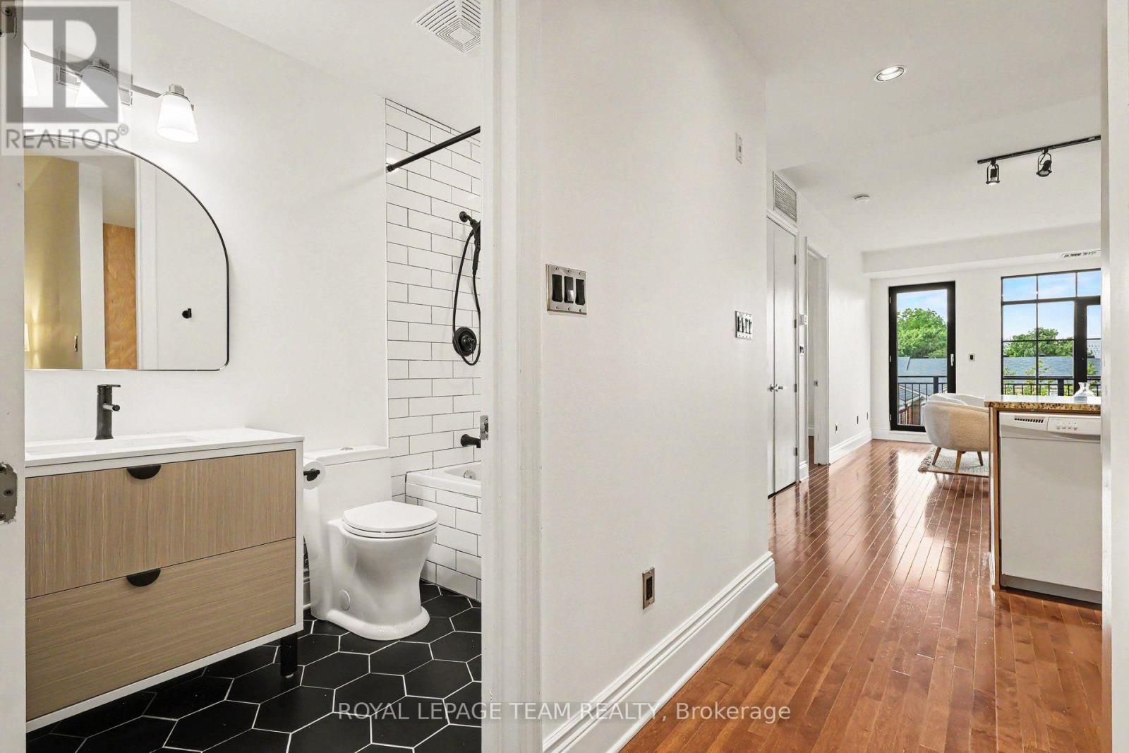 405 - 330 Loretta Avenue S, Ottawa, Ontario  K1S 4E8 - Photo 5 - X13763934