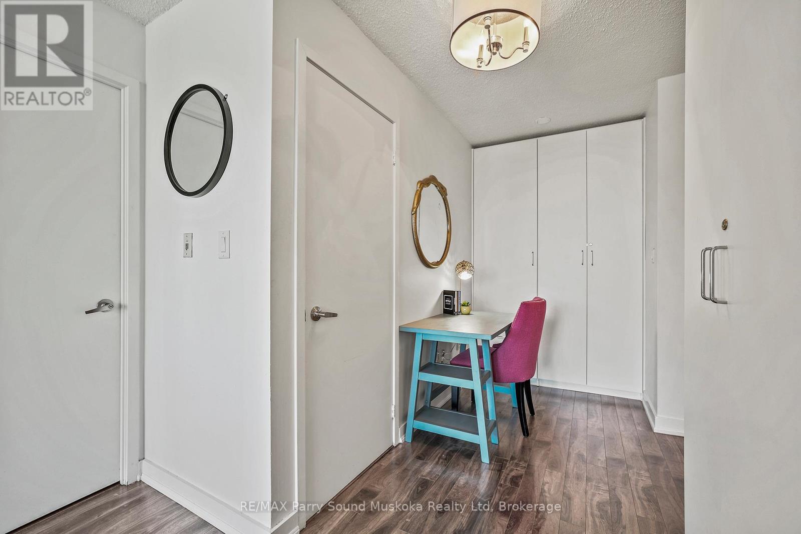 11 Brunel Court, Toronto (Waterfront Communities), Ontario  M5V 3Y3 - Photo 8 - C13763920