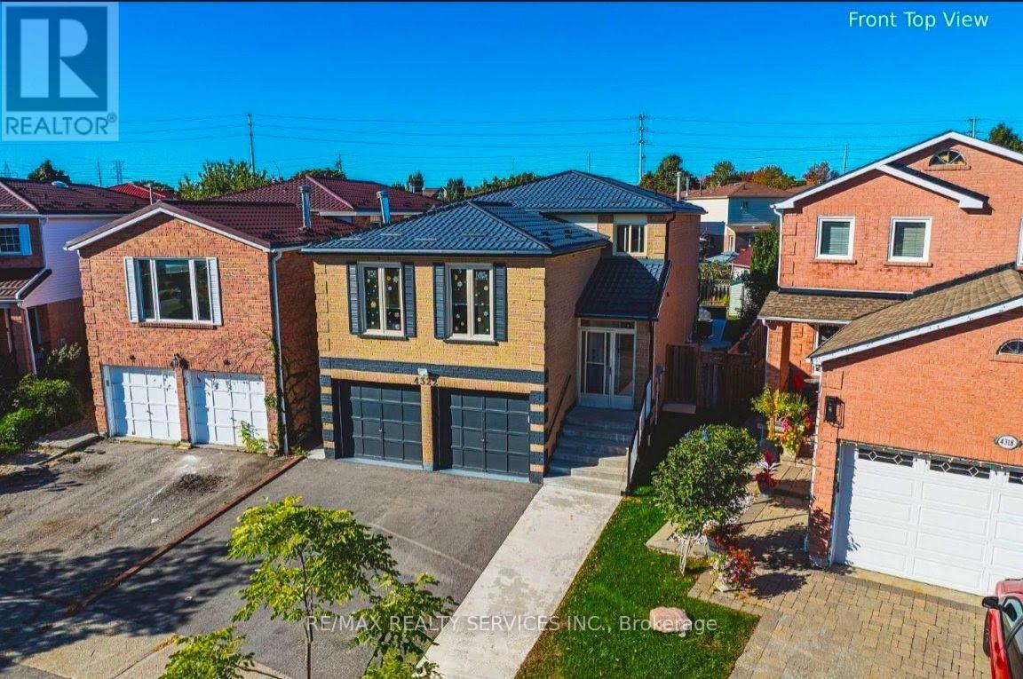 4322 WATERFORD CRESCENT, Mississauga, Ontario