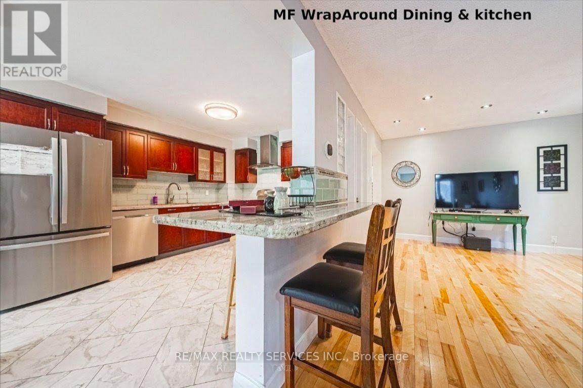 4322 Waterford Crescent, Mississauga, Ontario  L5R 2B3 - Photo 11 - W13763912