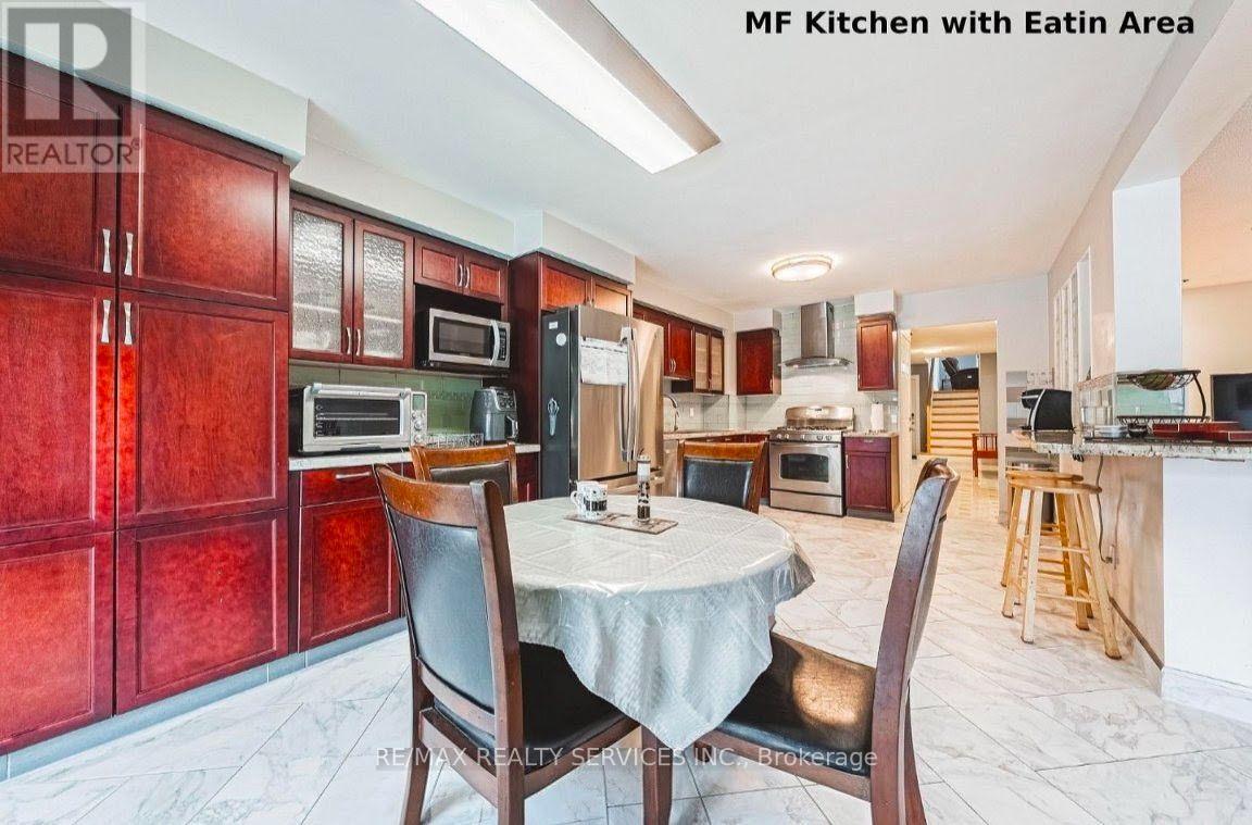 4322 Waterford Crescent, Mississauga, Ontario  L5R 2B3 - Photo 13 - W13763912