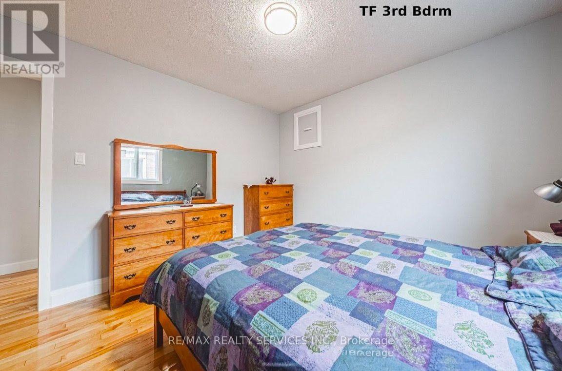 4322 Waterford Crescent, Mississauga, Ontario  L5R 2B3 - Photo 31 - W13763912