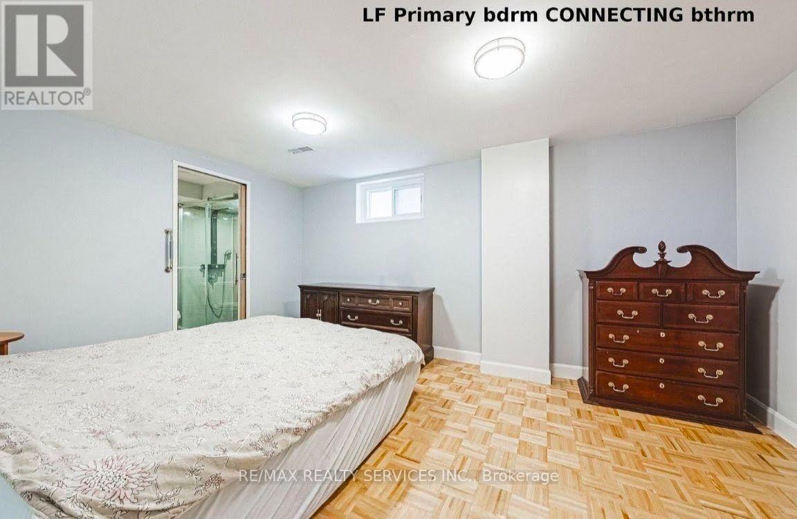 4322 Waterford Crescent, Mississauga, Ontario  L5R 2B3 - Photo 36 - W13763912