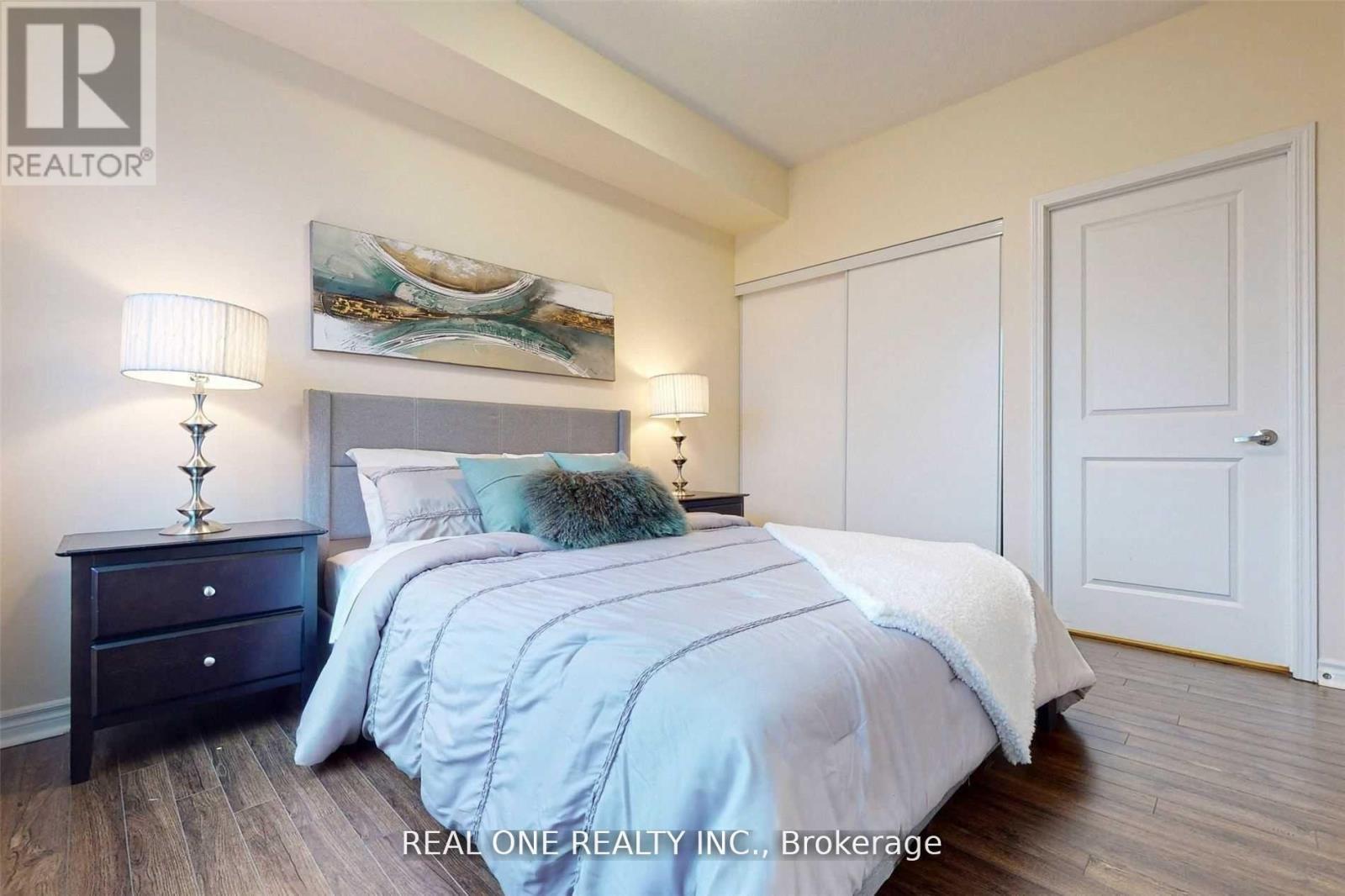 1311 - 385 Prince Of Wales Drive, Mississauga, Ontario  L5B 0C6 - Photo 9 - W13763928