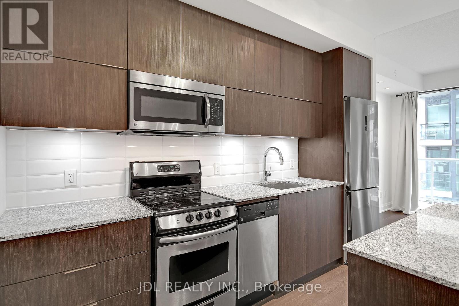 705 - 56 Annie Craig Drive, Toronto, Ontario  M8V 0C8 - Photo 13 - W13763936