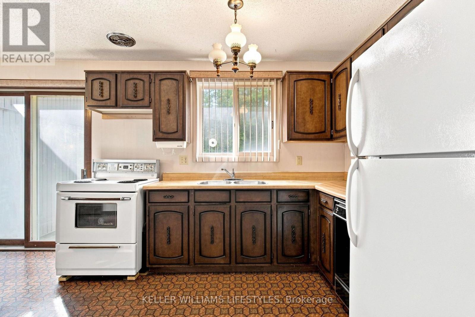 1733 Aldersbrook Road, London North, Ontario  N6G 3B7 - Photo 11 - X13763948
