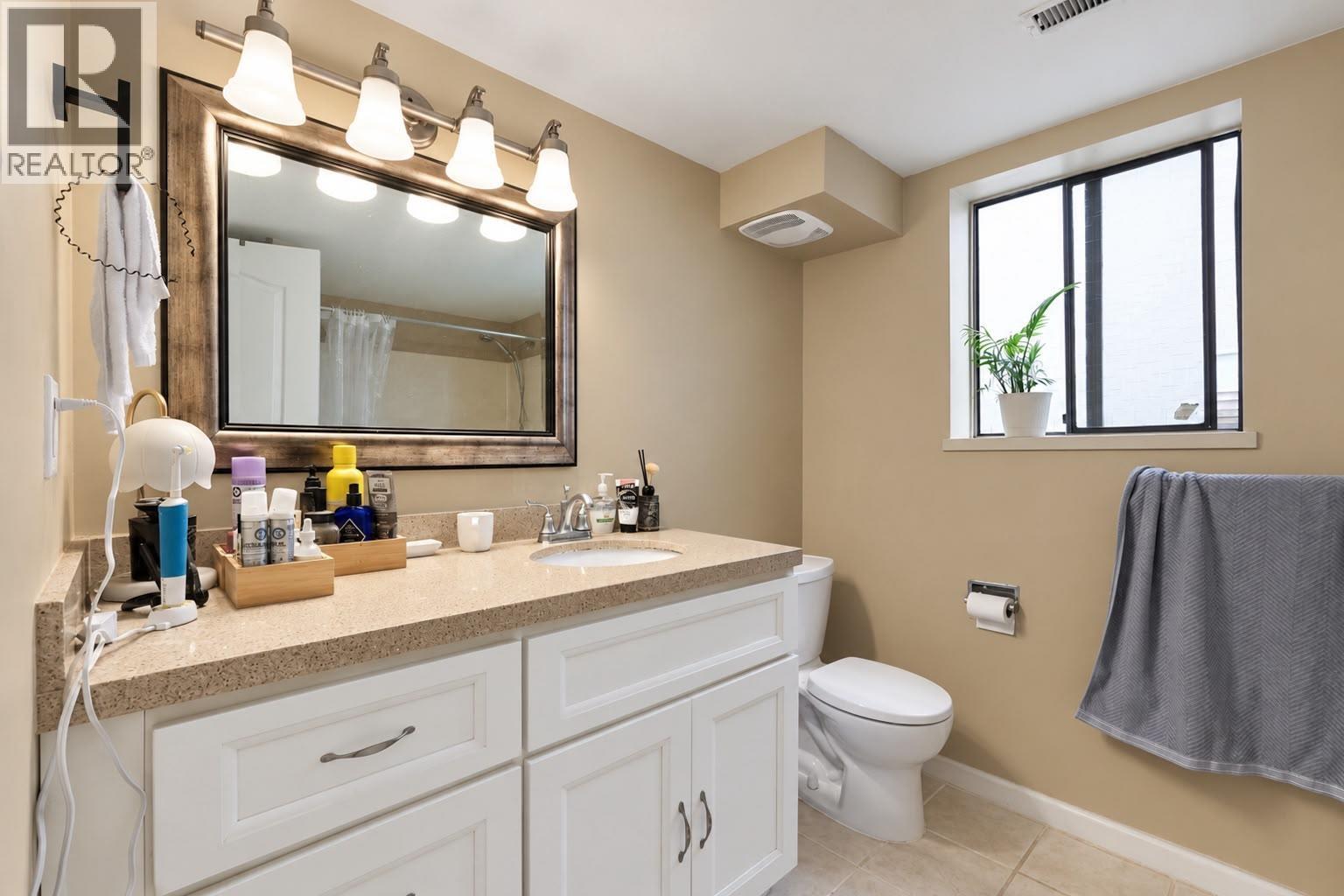 4158 Kenny Court, Burnaby, British Columbia V5J 1L3 - Photo 22 - R3163612