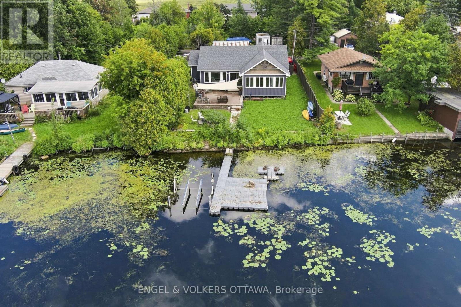 1760b River Road, Ottawa, Ontario  K4M 1B4 - Photo 1 - X13763938