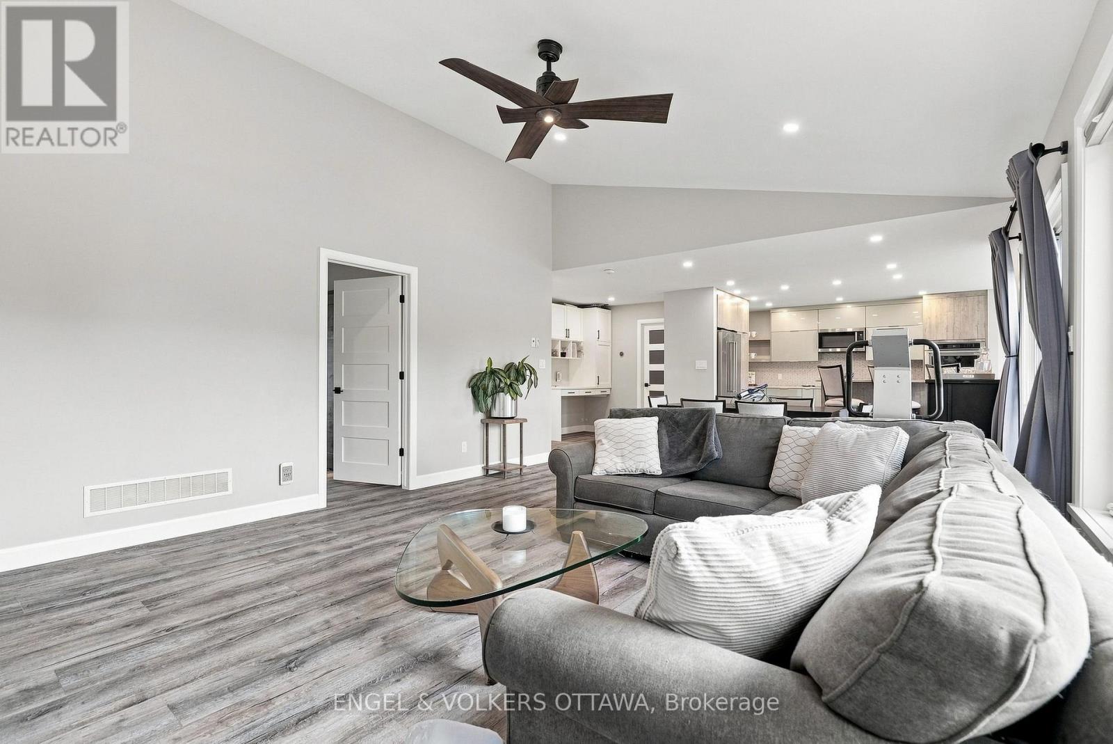 1760b River Road, Ottawa, Ontario  K4M 1B4 - Photo 25 - X13763938