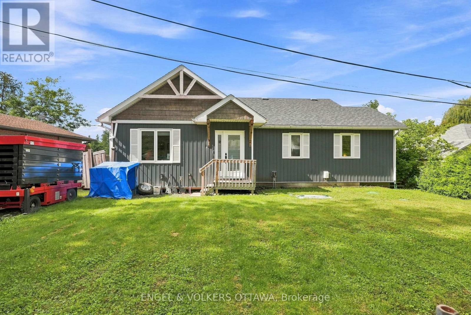 1760b River Road, Ottawa, Ontario  K4M 1B4 - Photo 3 - X13763938