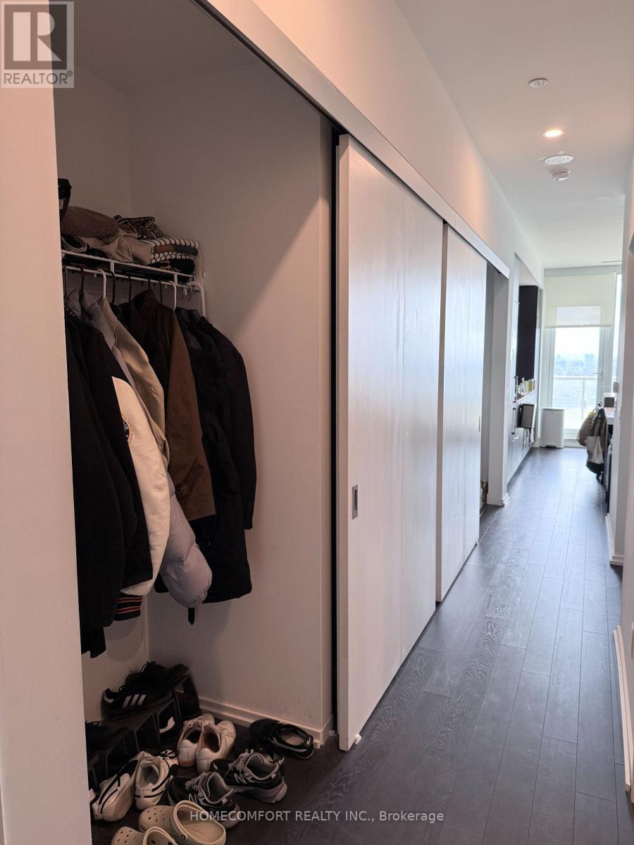 2911 - 197 Yonge Street, Toronto, Ontario  M5B 1M4 - Photo 6 - C13763972