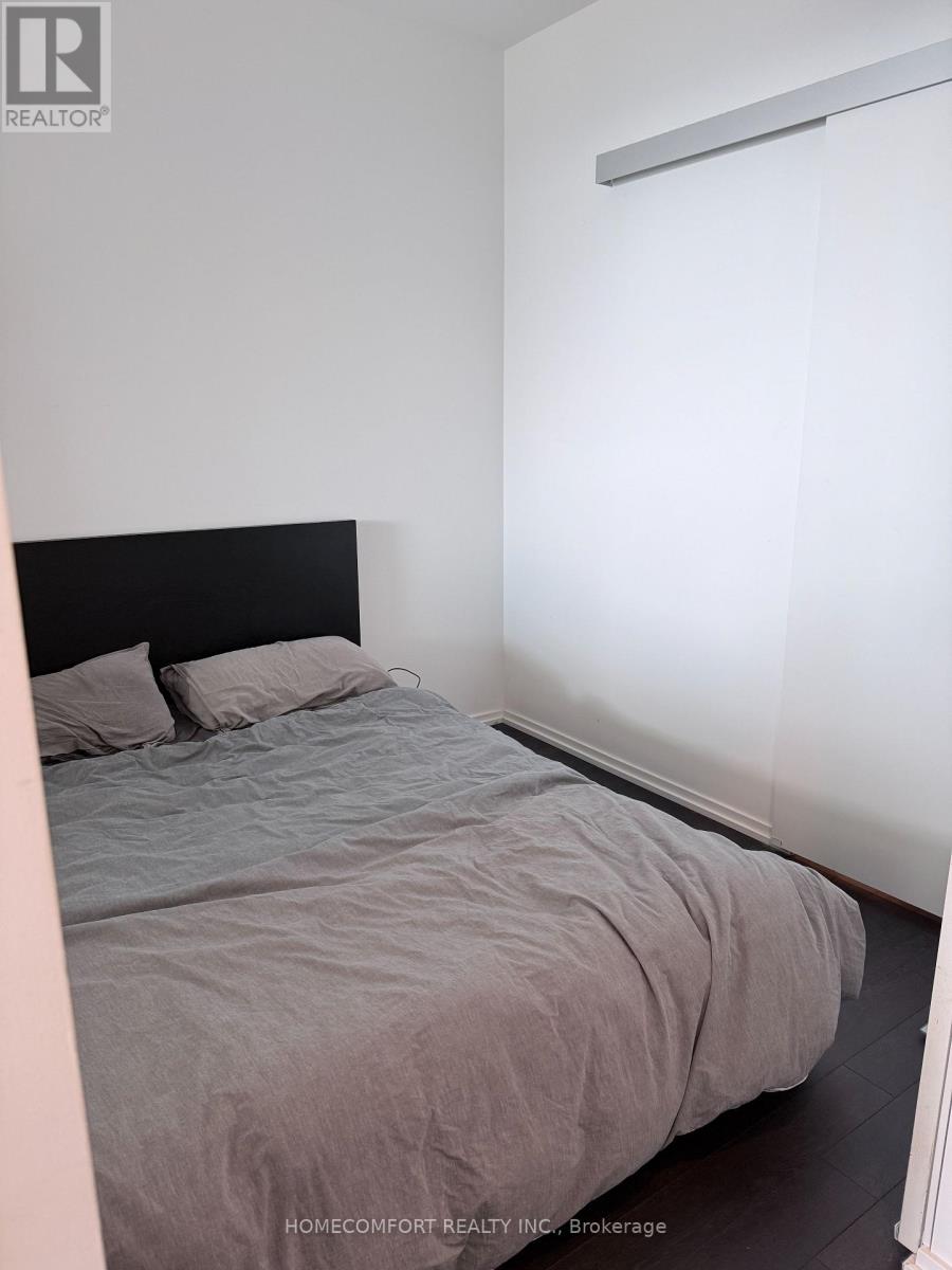 2911 - 197 Yonge Street, Toronto, Ontario  M5B 1M4 - Photo 8 - C13763972