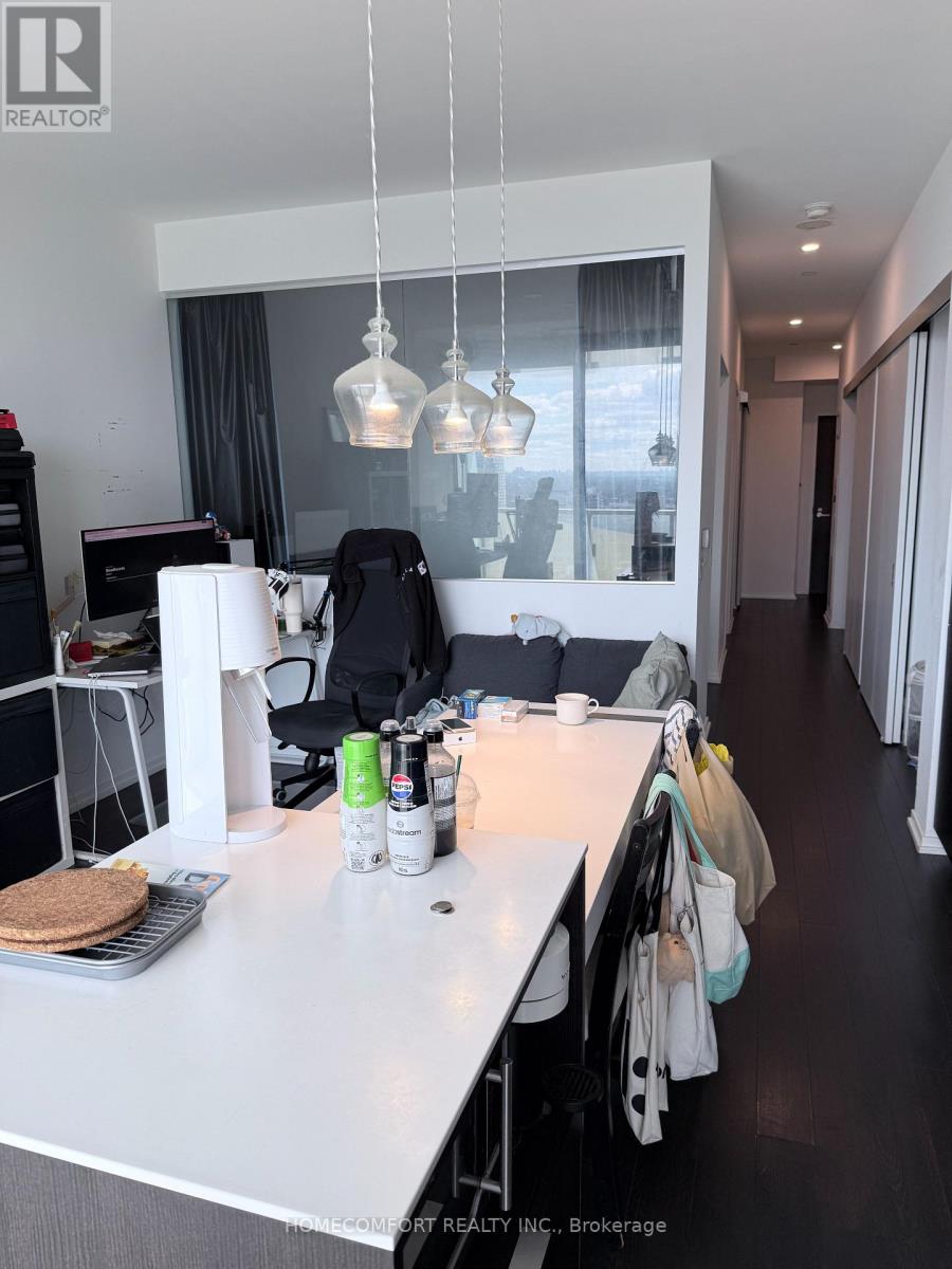 2911 - 197 Yonge Street, Toronto, Ontario  M5B 1M4 - Photo 9 - C13763972
