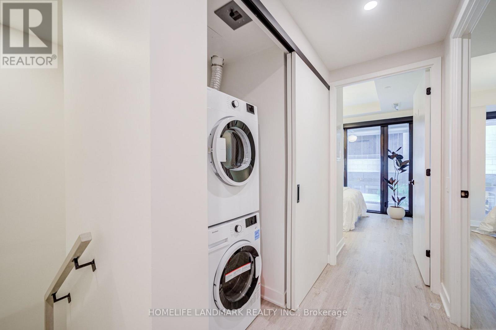 Th05 - 55 Charles Street E, Toronto, Ontario  M4Y 0J1 - Photo 11 - C13763980