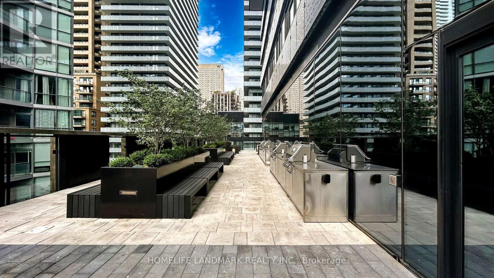 Th05 - 55 Charles Street E, Toronto, Ontario  M4Y 0J1 - Photo 17 - C13763980