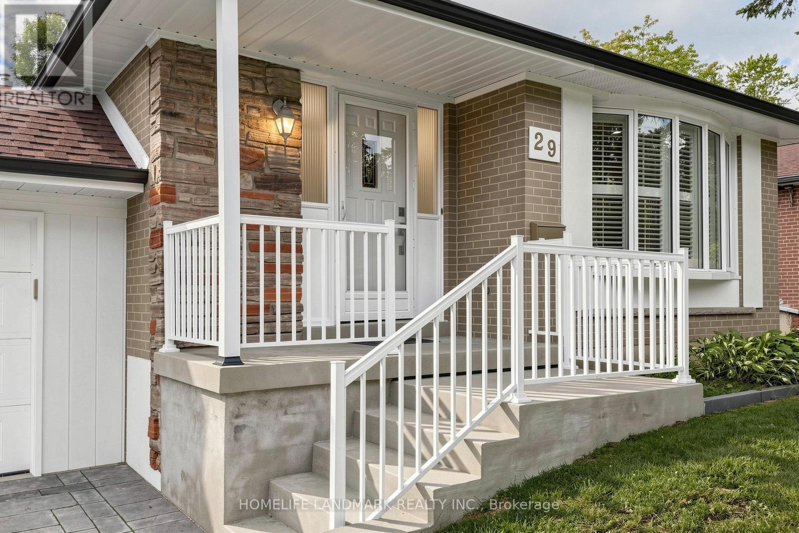 29 Dexter Boulevard, Toronto, Ontario  M2H 1Z3 - Photo 5 - C13764000