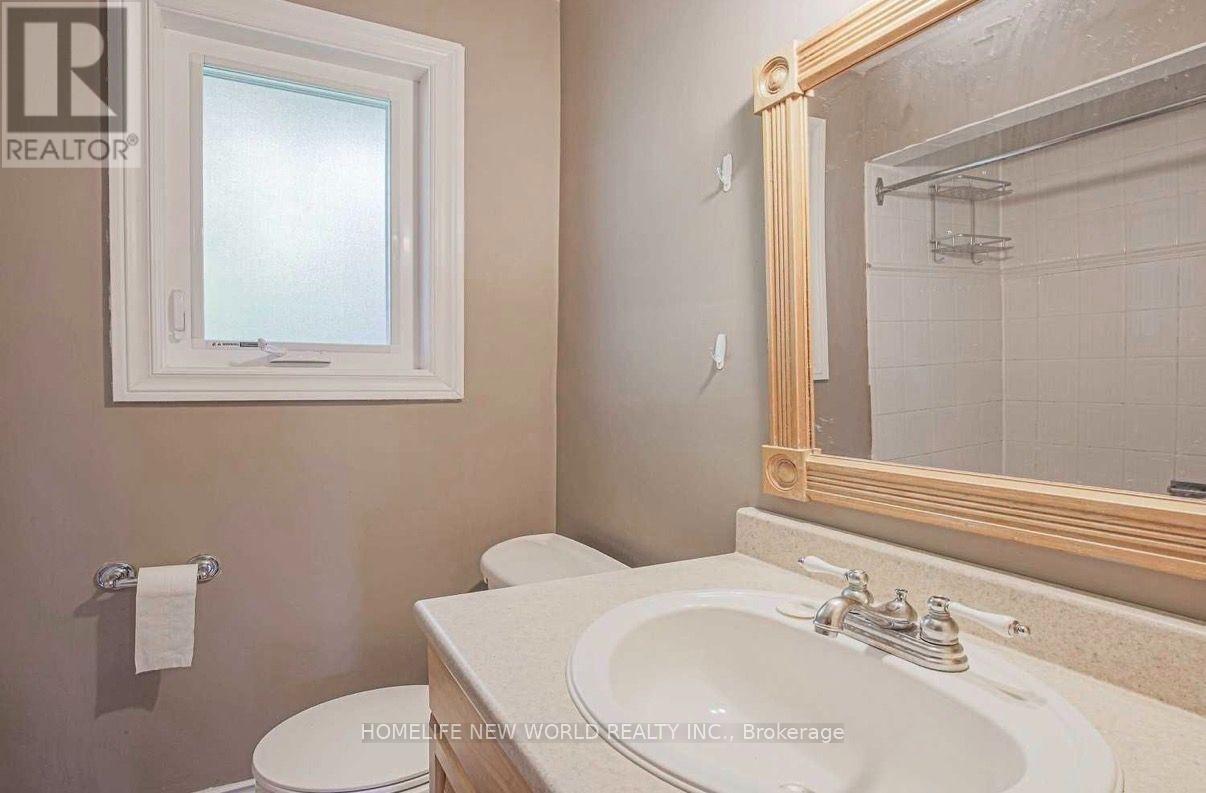 23 Chase Road, Toronto, Ontario  M2J 2S1 - Photo 16 - C13764020