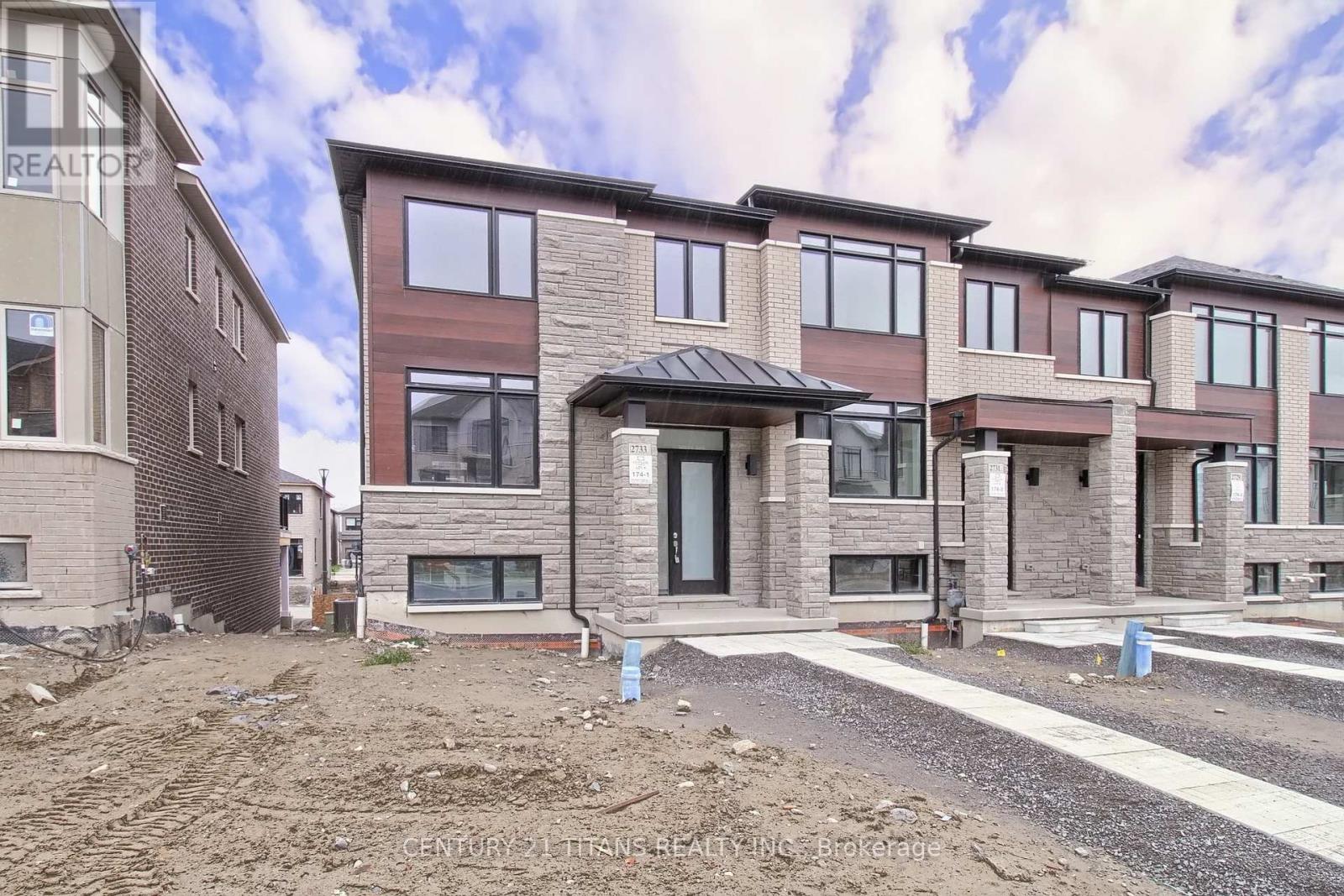 2733 Peter Matthews Drive, Pickering, Ontario  L1X 0M2 - Photo 3 - E13763946