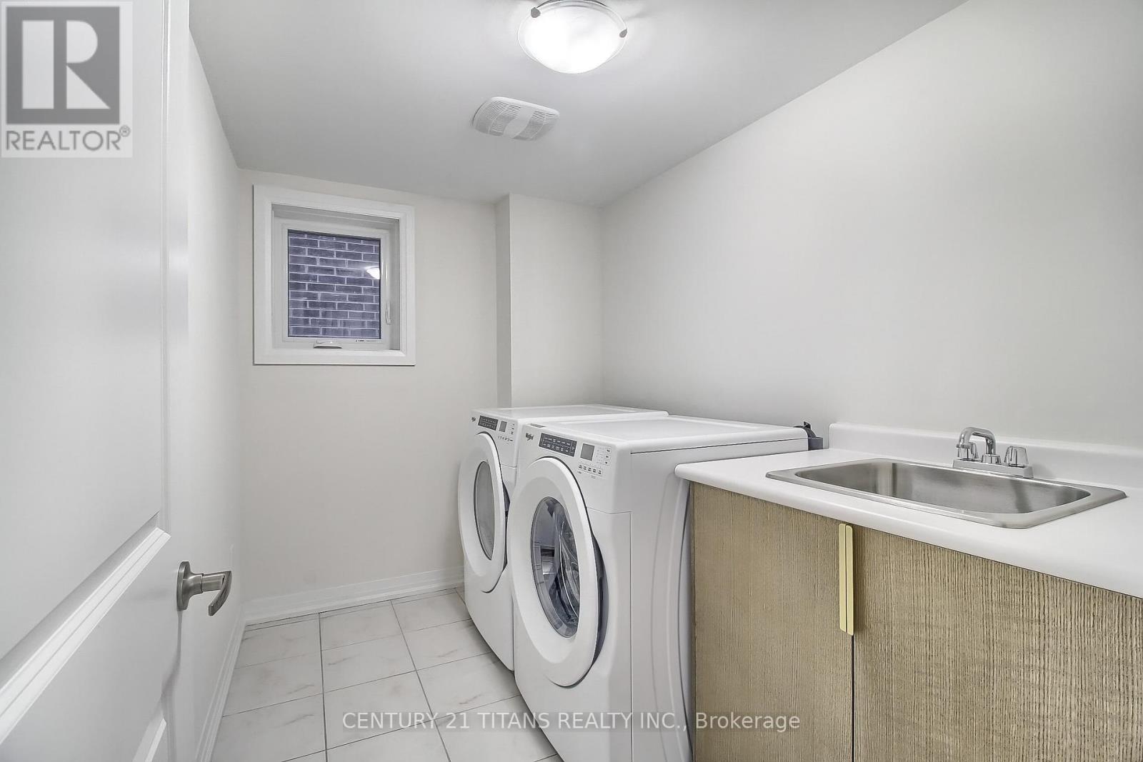 2733 Peter Matthews Drive, Pickering, Ontario  L1X 0M2 - Photo 37 - E13763946
