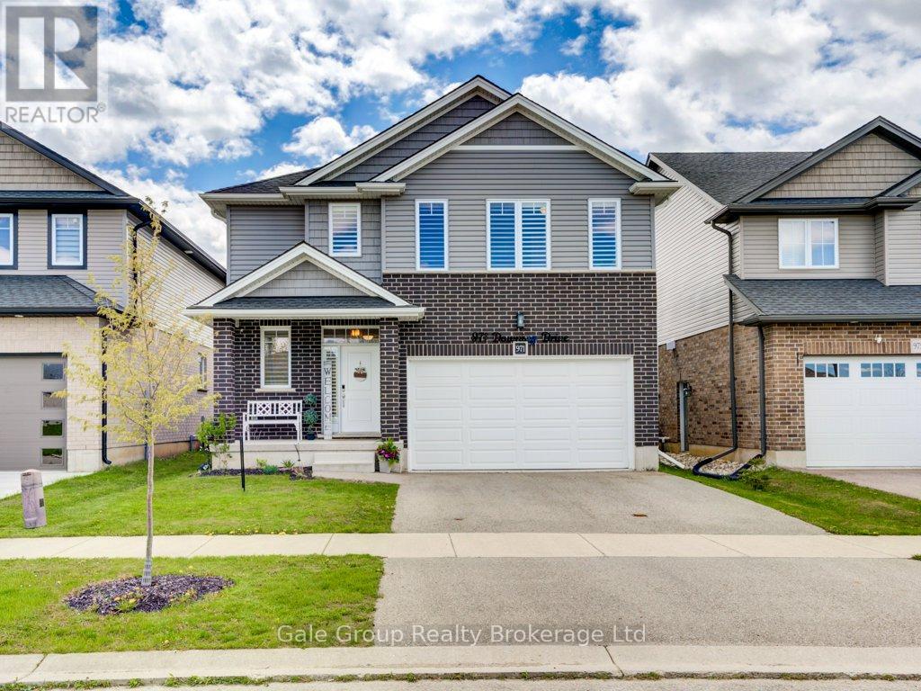 971 DOWNING DRIVE, Woodstock, Ontario