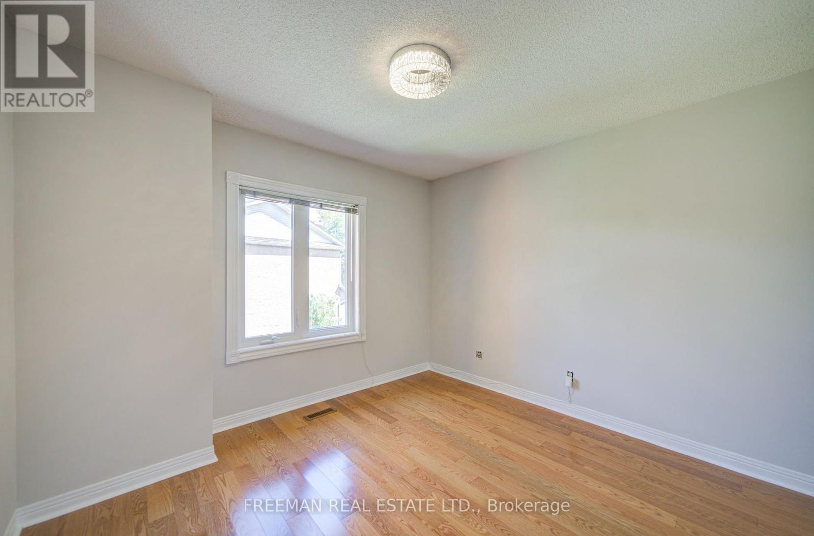 107 Brownstone Circle, Vaughan, Ontario  L4J 7R1 - Photo 28 - N13763942