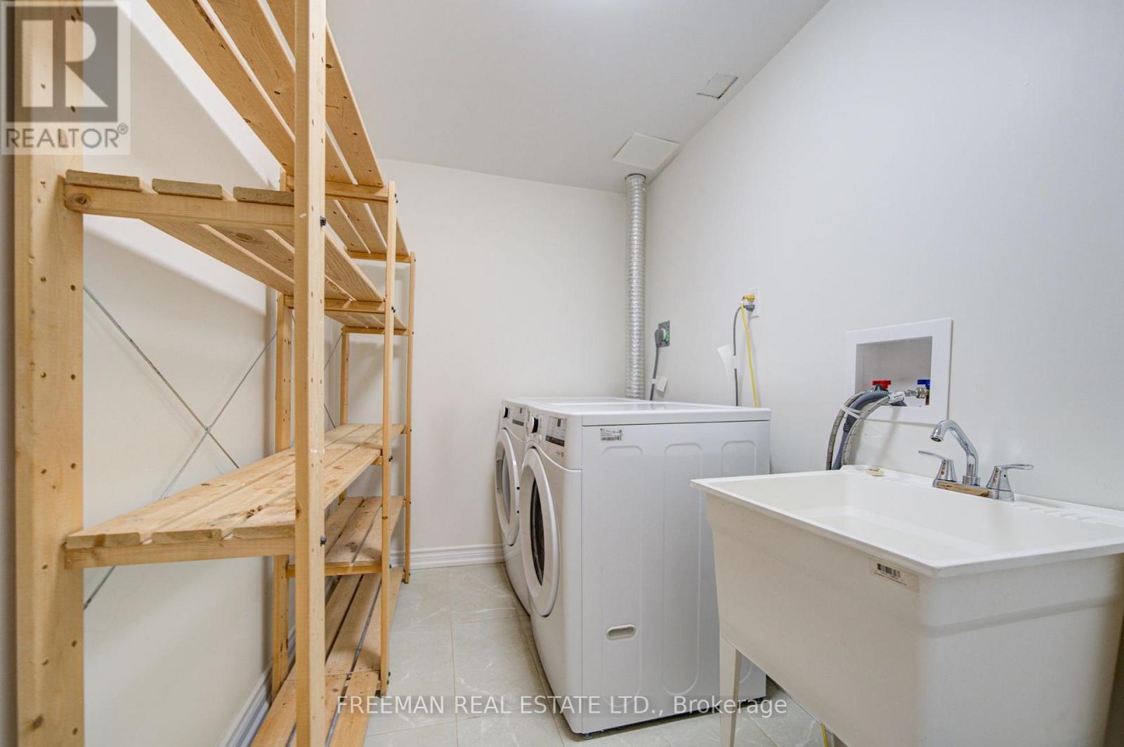 107 Brownstone Circle, Vaughan, Ontario  L4J 7R1 - Photo 44 - N13763942
