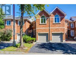 107 BROWNSTONE CIRCLE, Vaughan, Ontario