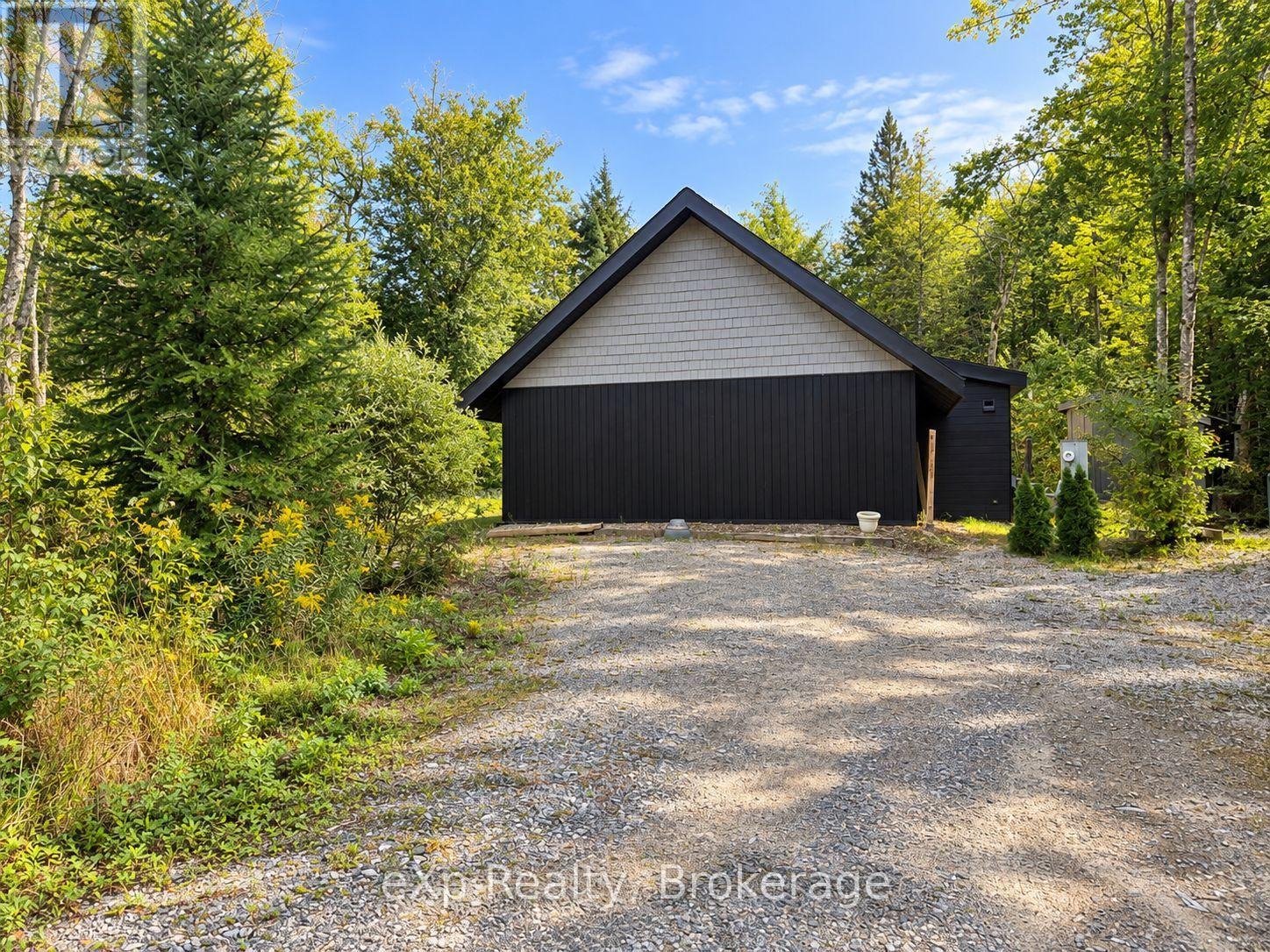422 Balsam Chutes Road, Huntsville, Ontario  P0B 1L0 - Photo 39 - X13763998