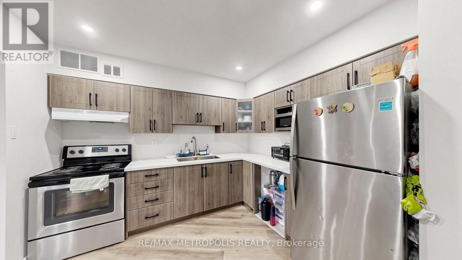 1006 - 3555 Derry Road E, Mississauga, Ontario  L4T 1B2 - Photo 13 - W13763978