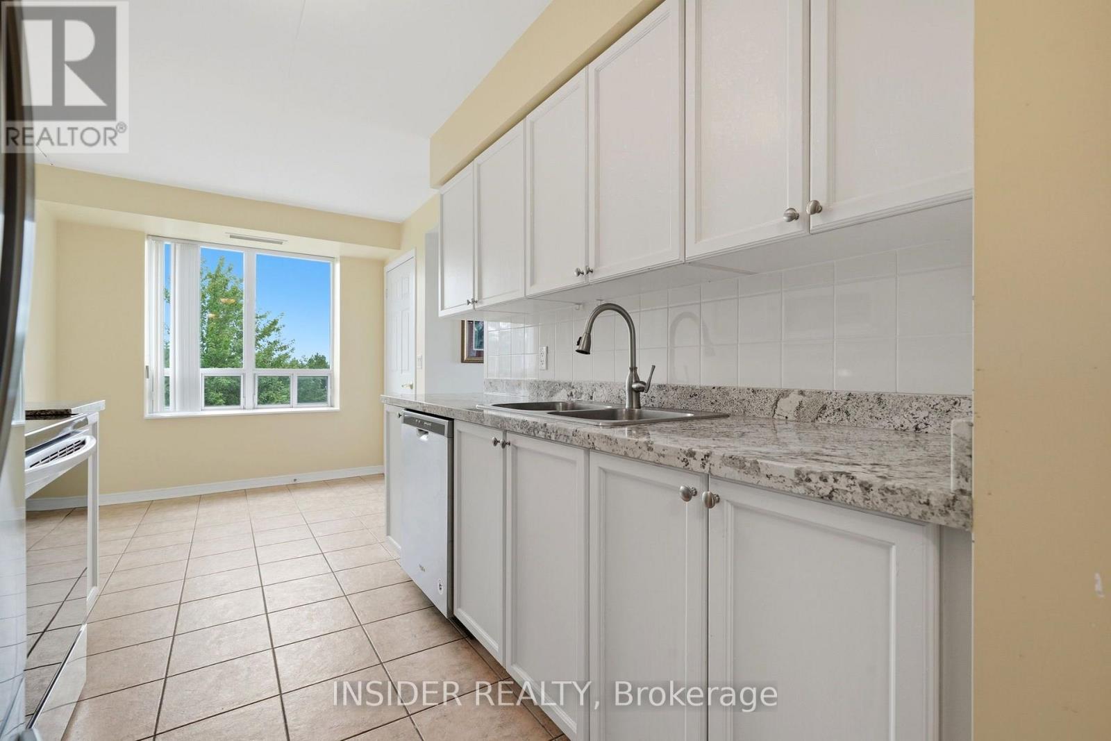 315 - 25 Via Rosedale Way, Brampton, Ontario  L6R 3J8 - Photo 6 - W13763990