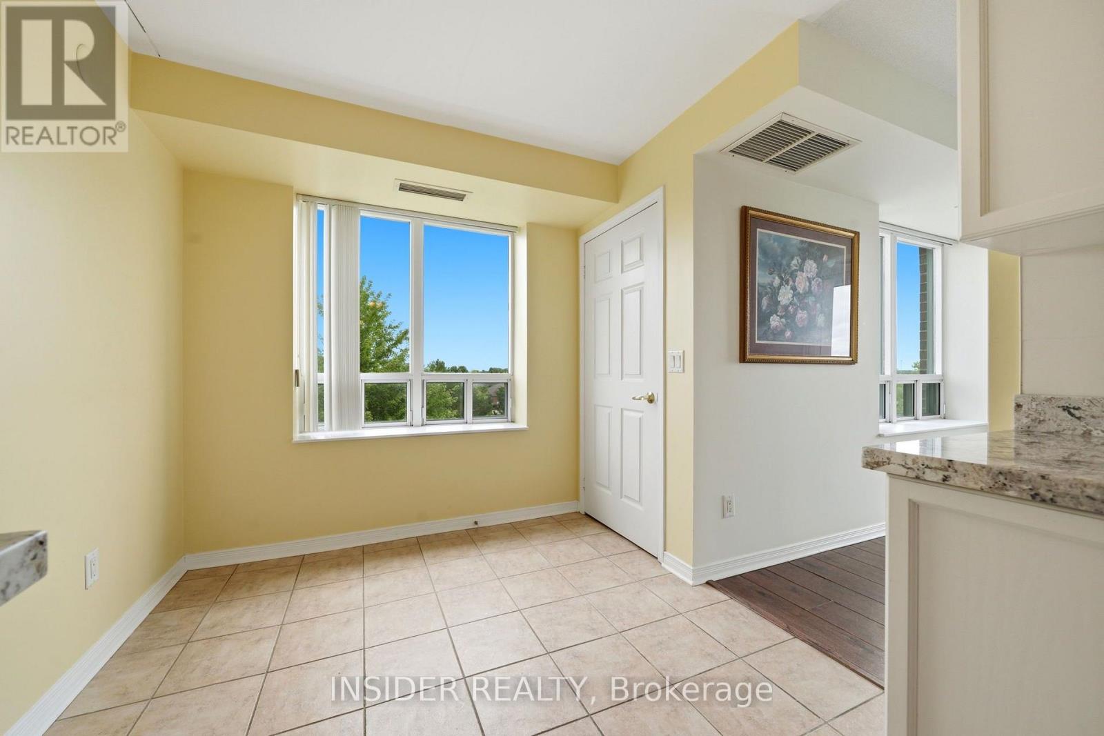 315 - 25 Via Rosedale Way, Brampton, Ontario  L6R 3J8 - Photo 8 - W13763990