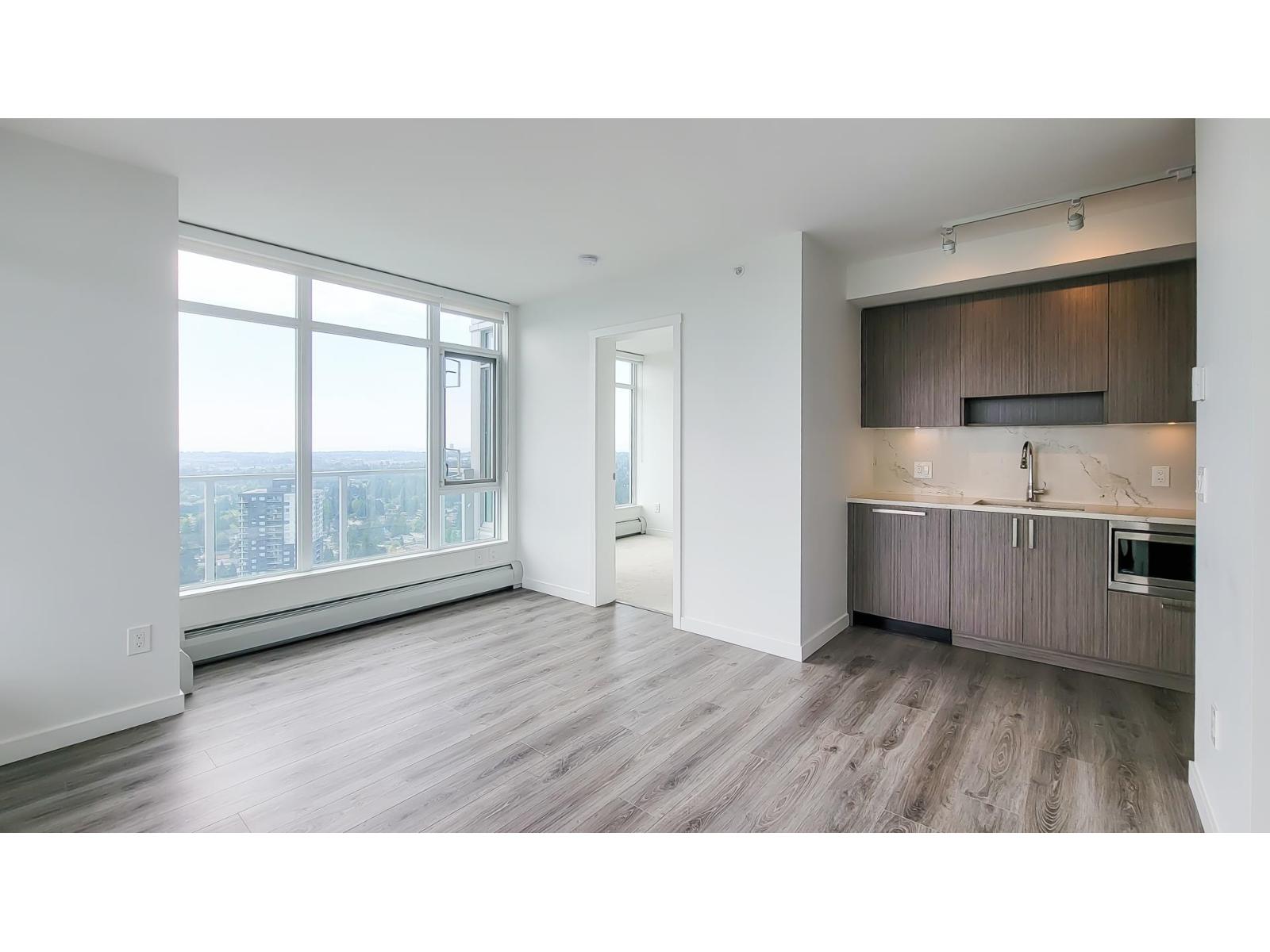 3608 13350 Central Avenue, Surrey, British Columbia  V3T 0S1 - Photo 4 - R3163716