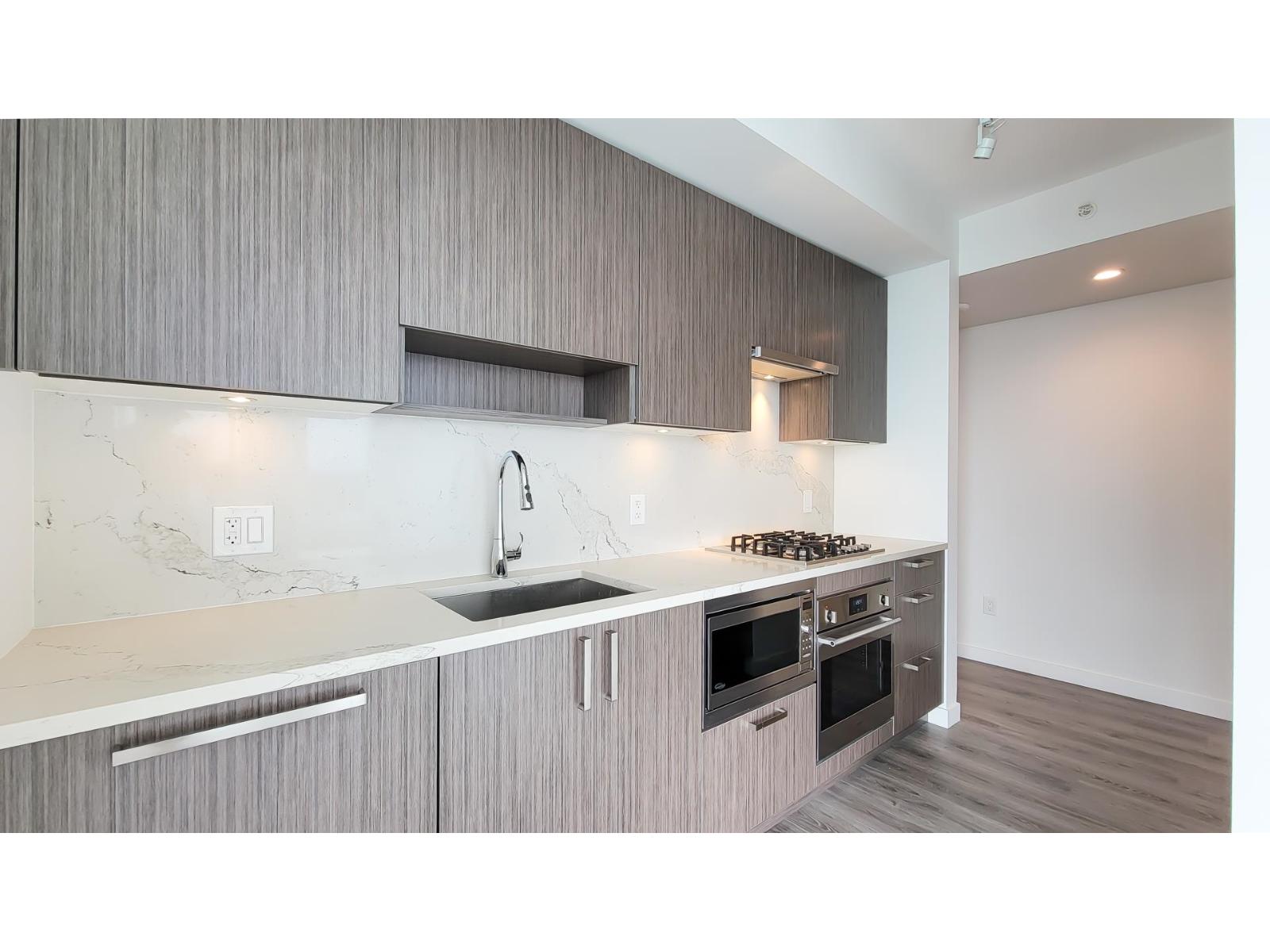 3608 13350 Central Avenue, Surrey, British Columbia  V3T 0S1 - Photo 5 - R3163716
