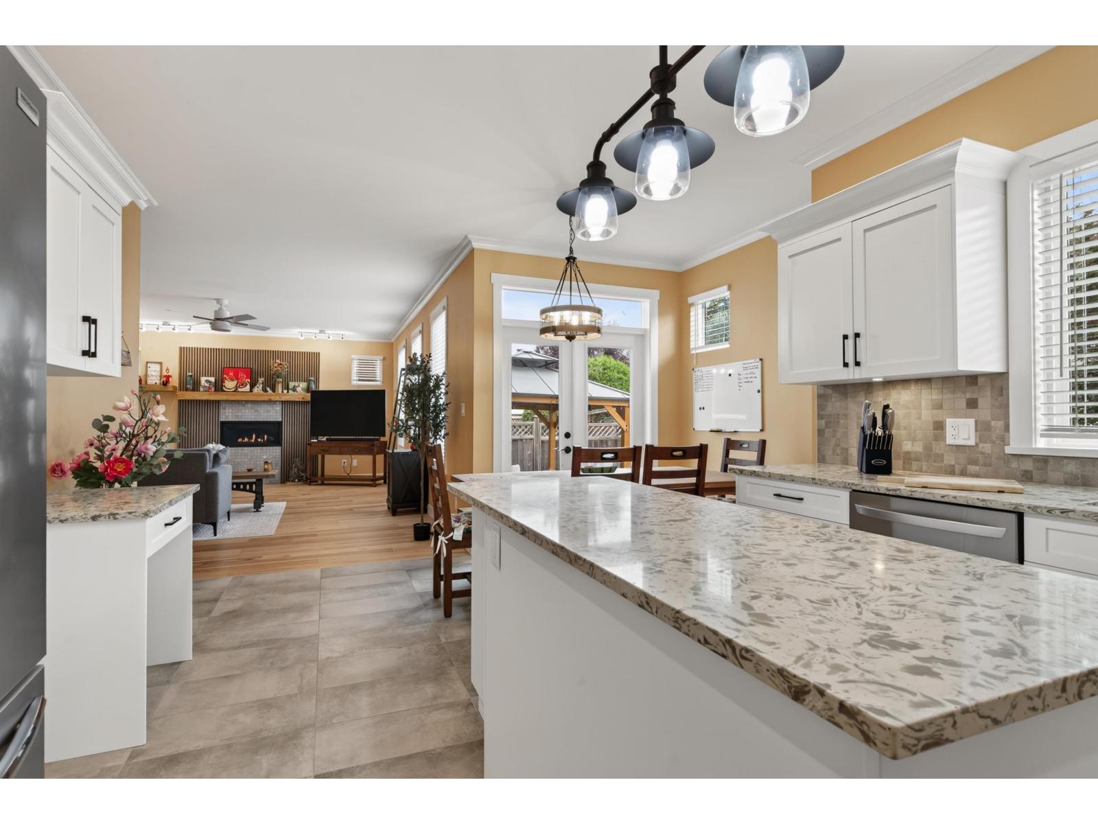 6876 192a Street, Surrey, British Columbia  V4N 0B7 - Photo 13 - R3163636