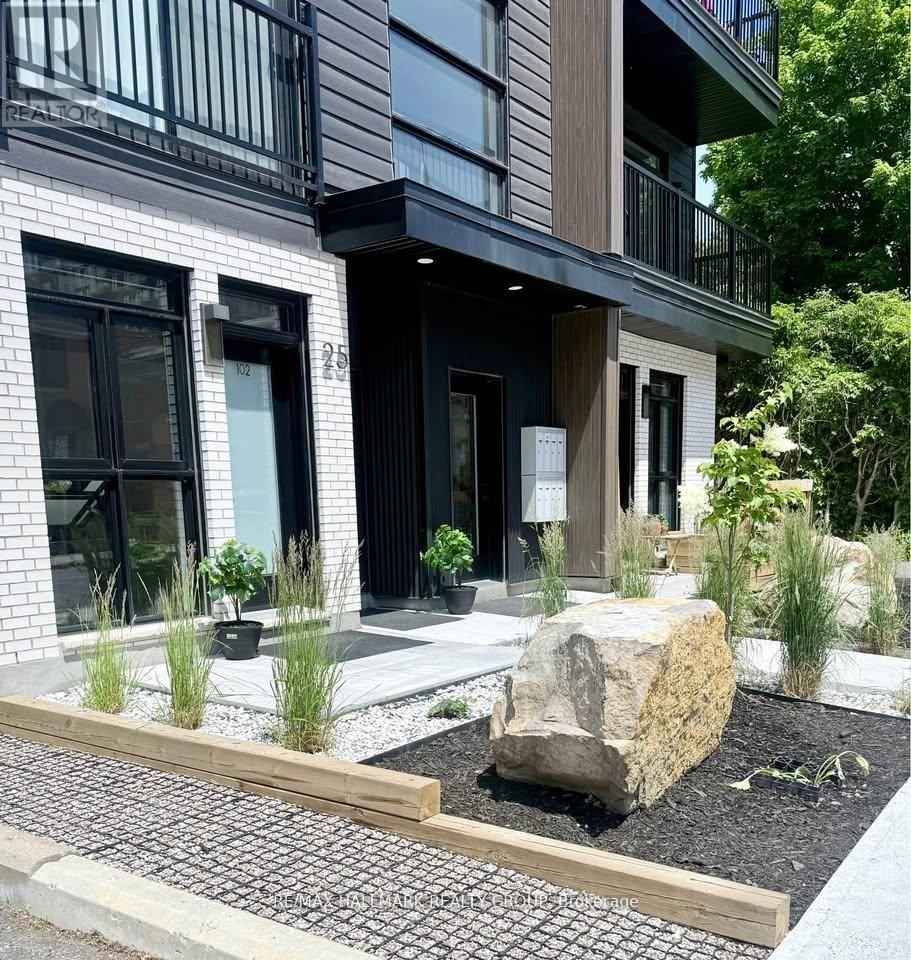 303 - 25 Grant Street, Ottawa, Ontario  K1Y 2W8 - Photo 2 - X13764046