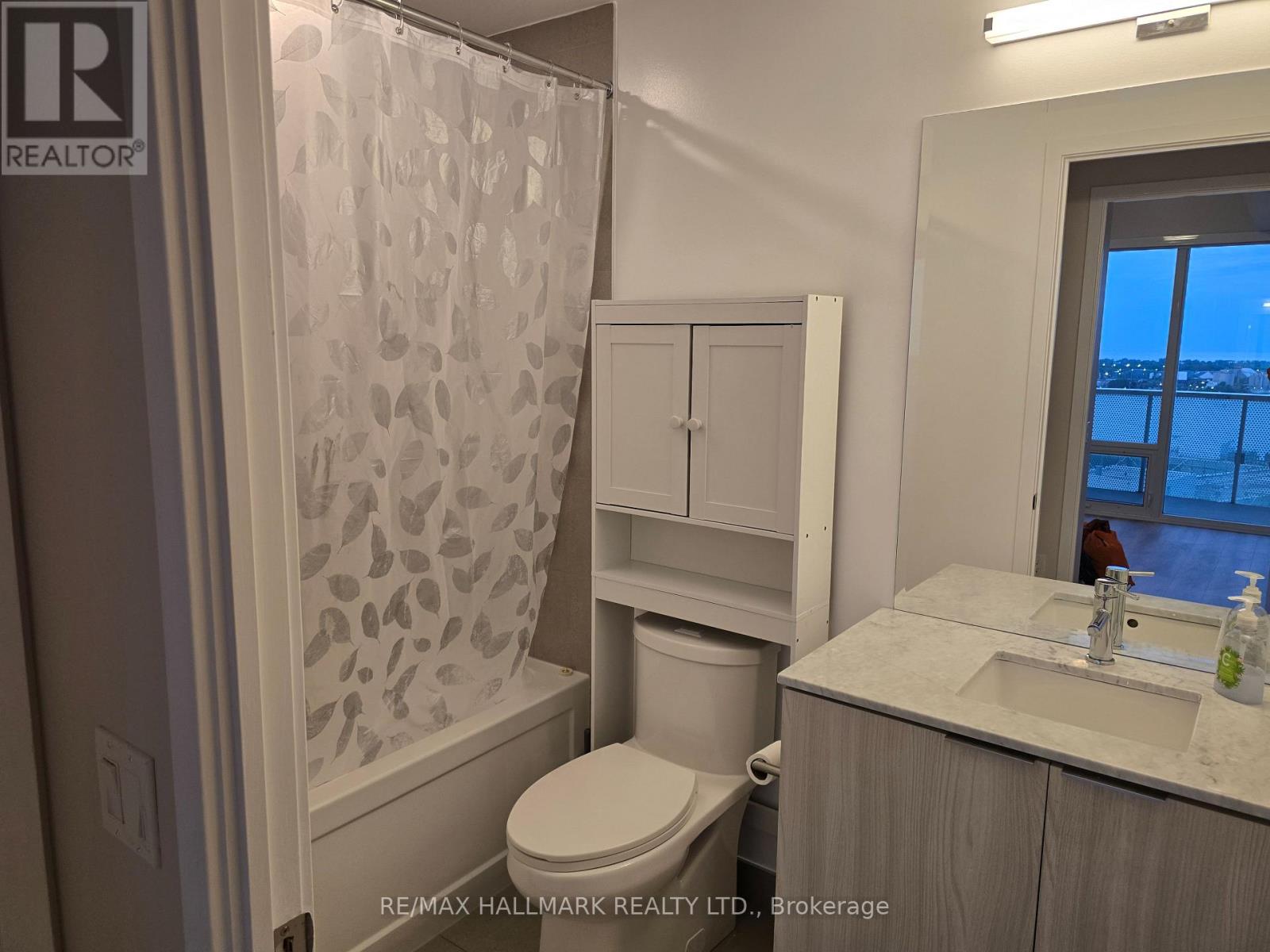 2210 - 15 Queens Quay E, Toronto, Ontario  M5E 0A4 - Photo 7 - C13764068