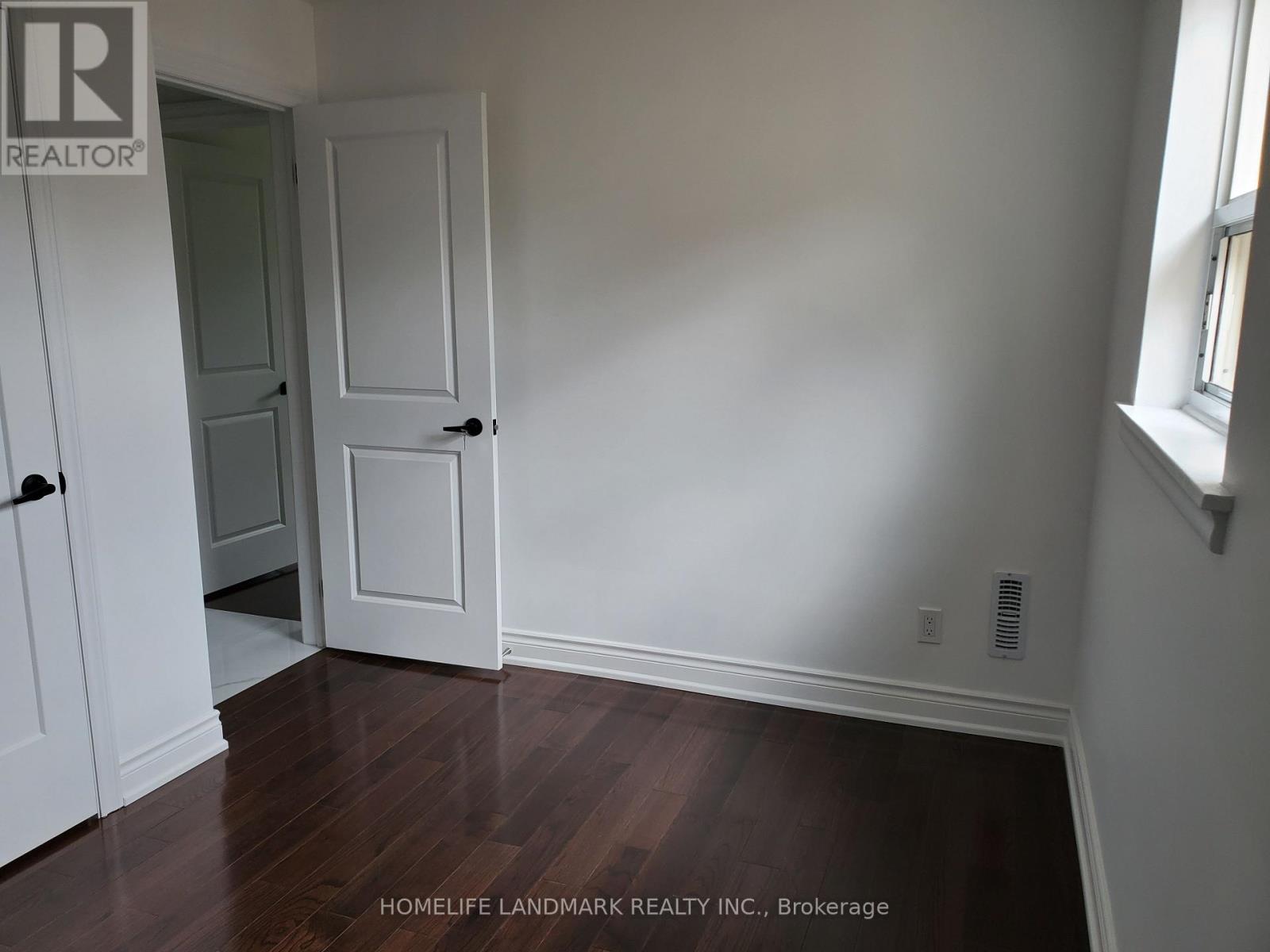 17 Maralim Road, Richmond Hill, Ontario  L4C 2K6 - Photo 8 - N13764040