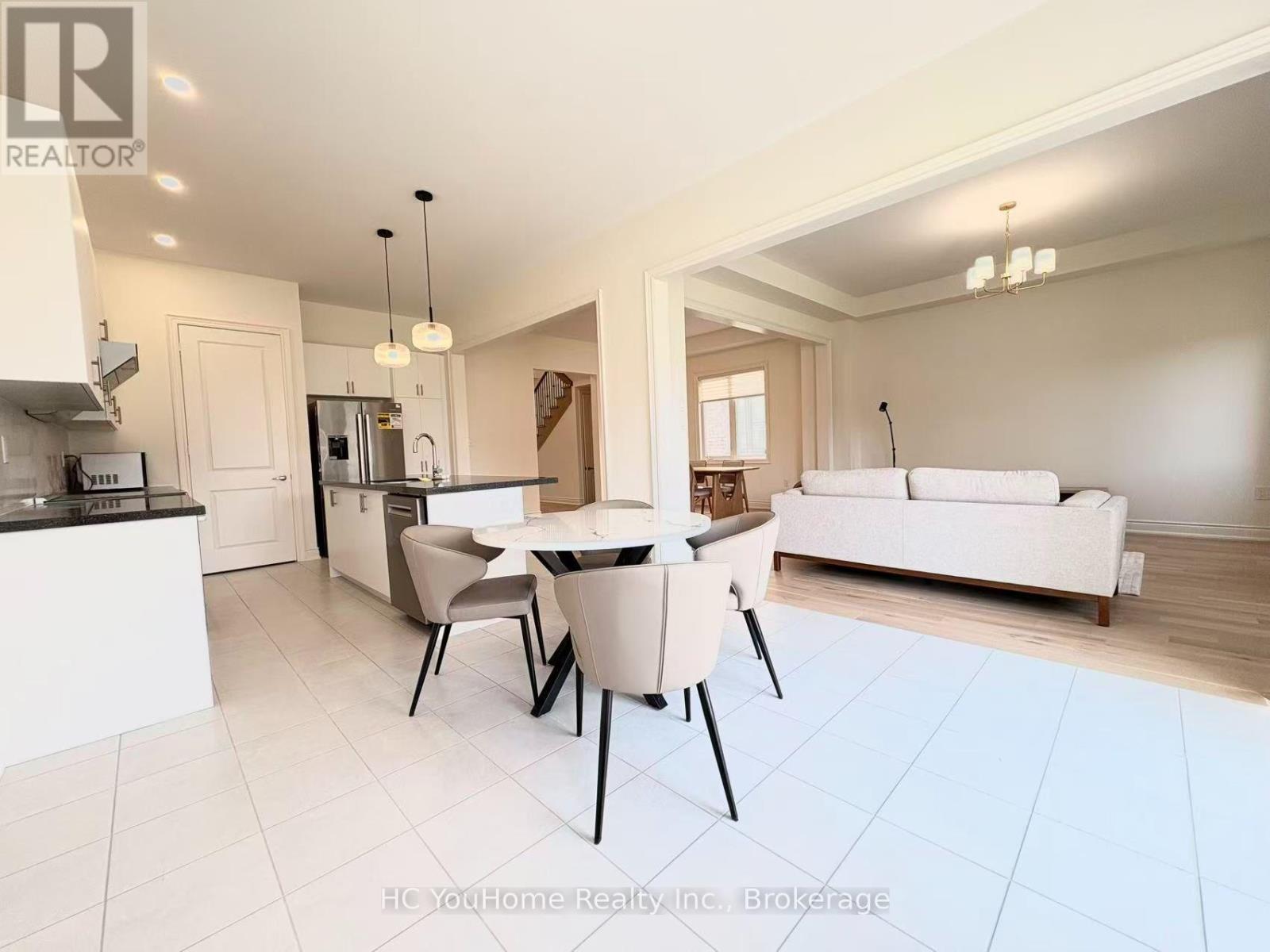5 Monticola Avenue, Richmond Hill, Ontario  L4B 0J1 - Photo 7 - N13764050