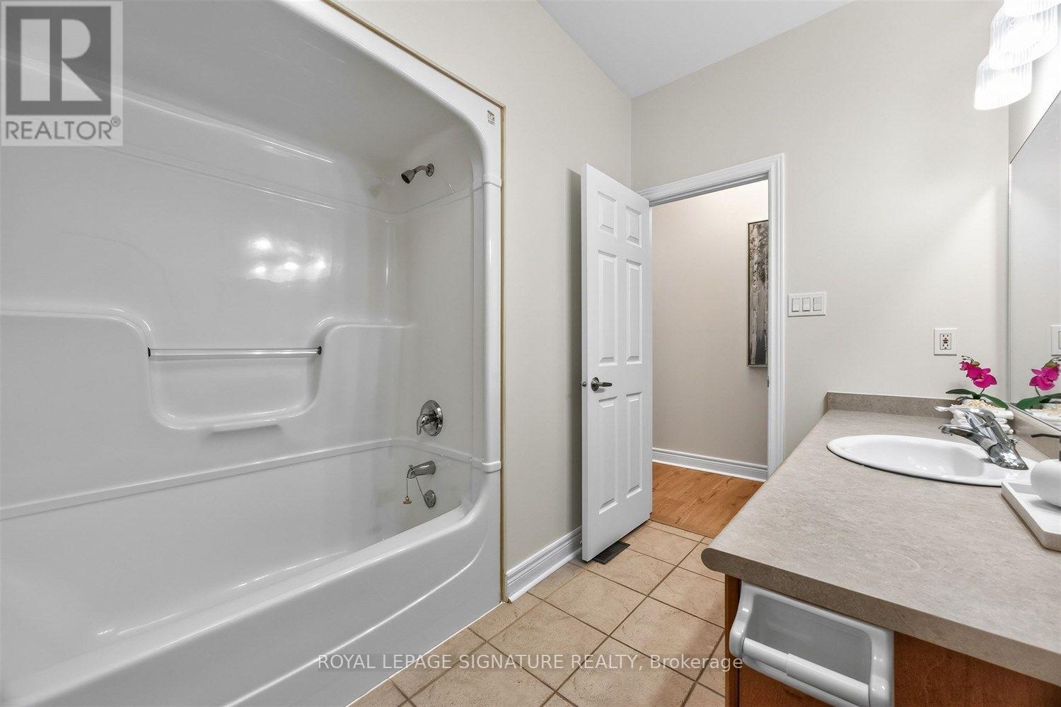 10 Purt Court, Barrie, Ontario  L4N 9K7 - Photo 36 - S13764038