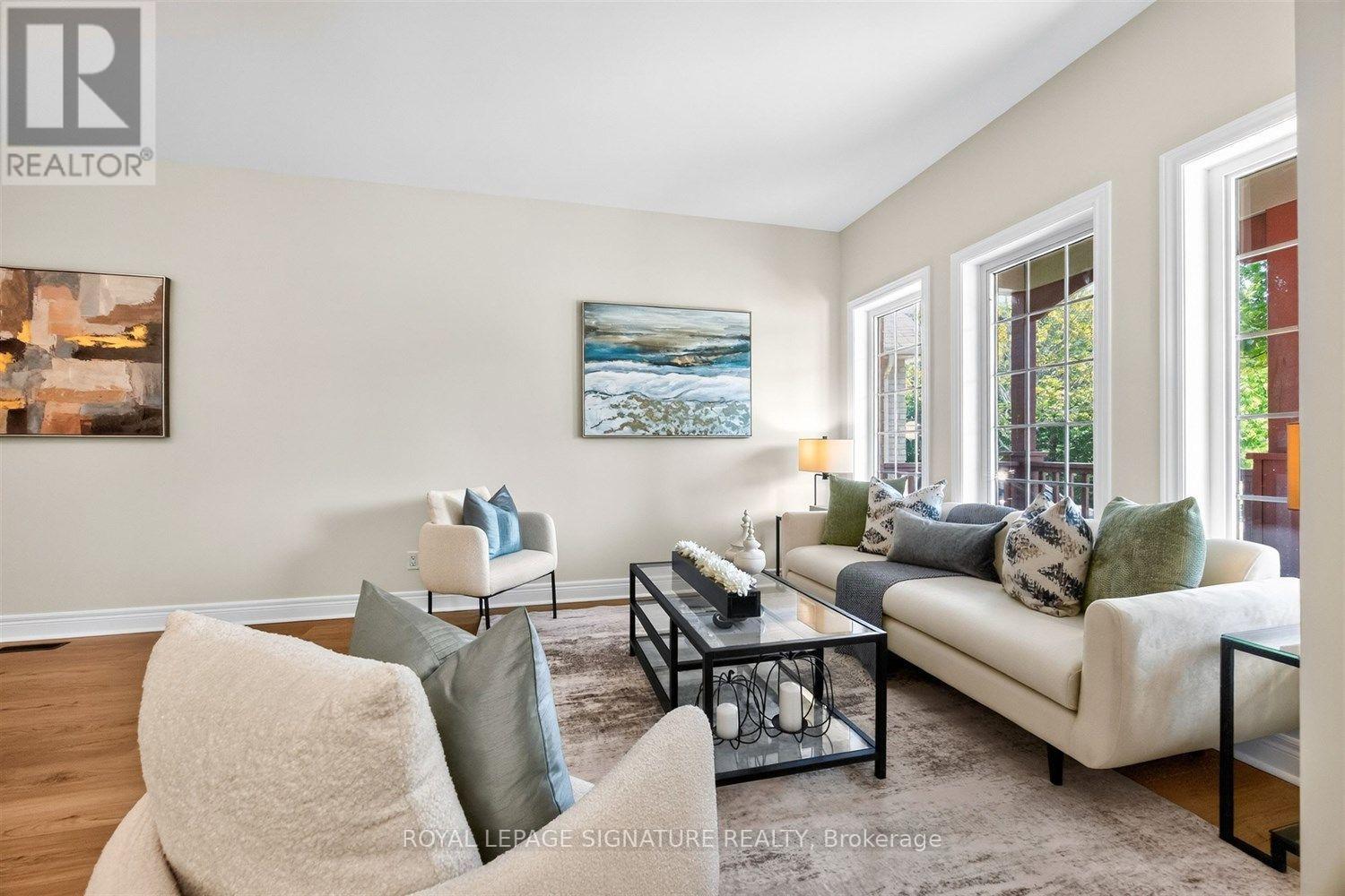 10 Purt Court, Barrie, Ontario  L4N 9K7 - Photo 5 - S13764038