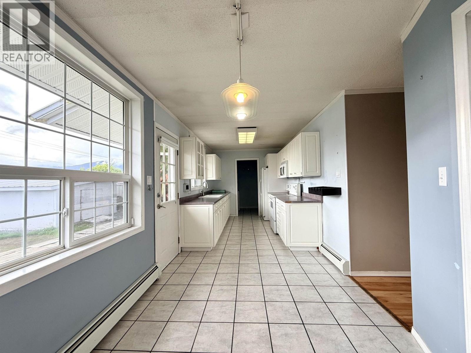 103 Raley Street, Kitimat, British Columbia  V8C 1G9 - Photo 5 - R3163377