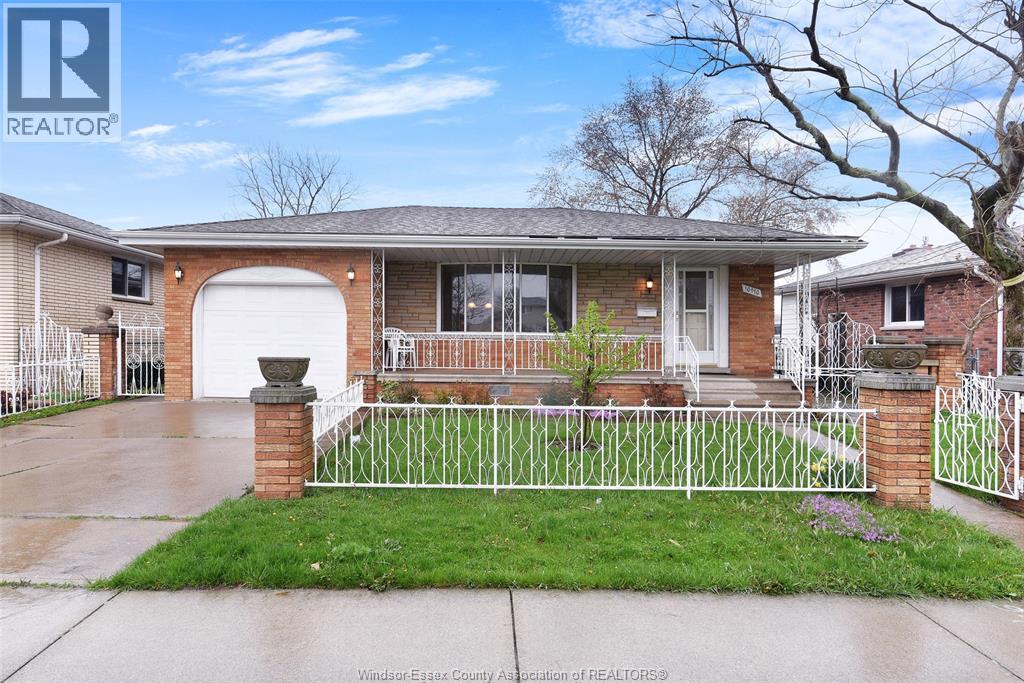 10770 Eastcourt Unit# A, Windsor, Ontario  N8R 1E8 - Photo 2 - 26021632