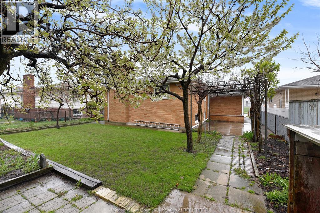 10770 Eastcourt Unit# A, Windsor, Ontario  N8R 1E8 - Photo 22 - 26021632