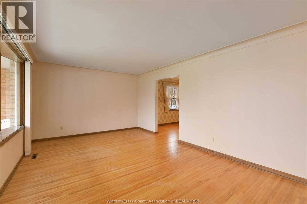 10770 Eastcourt Unit# A, Windsor, Ontario  N8R 1E8 - Photo 4 - 26021632