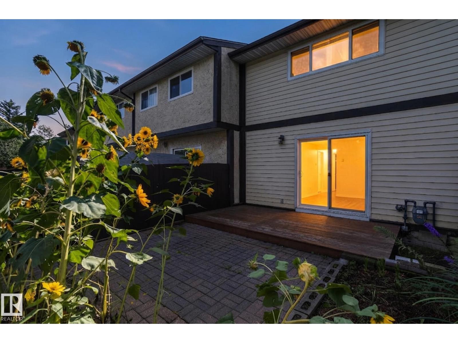 18124 93 Av NW, Edmonton, Alberta  T5T 1Y1 - Photo 4 - E4507843