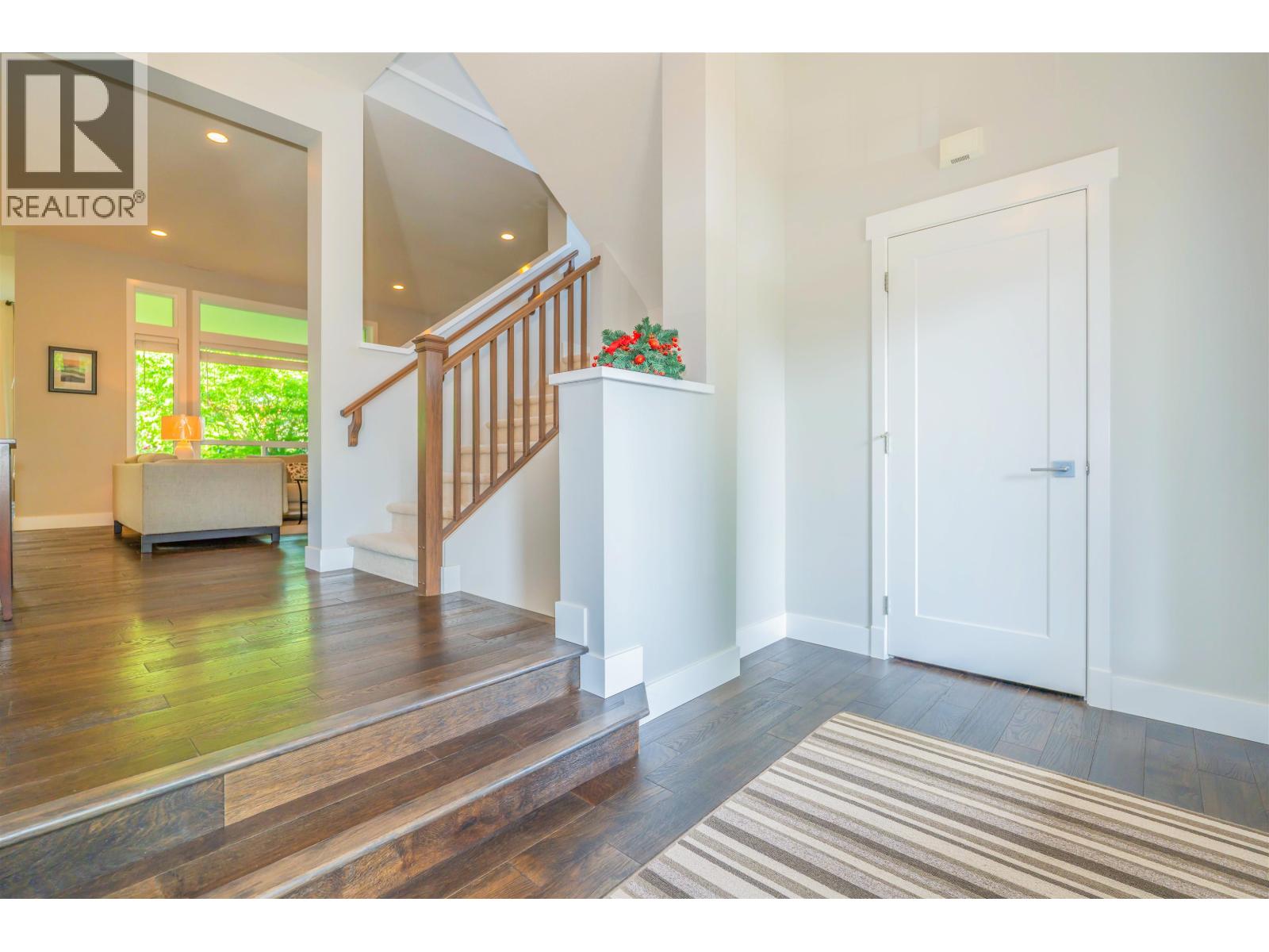 3511 Princeton Avenue, Coquitlam, British Columbia  V3E 0K3 - Photo 5 - R3163665