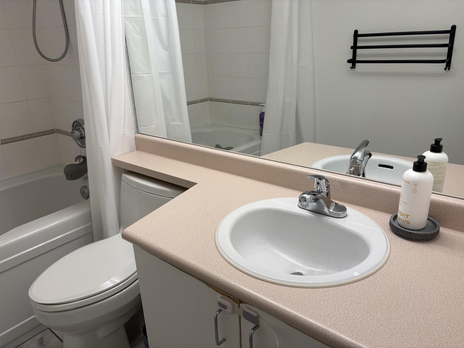 206 15140 29a Avenue, Surrey, British Columbia  V4P 1H1 - Photo 22 - R3163529