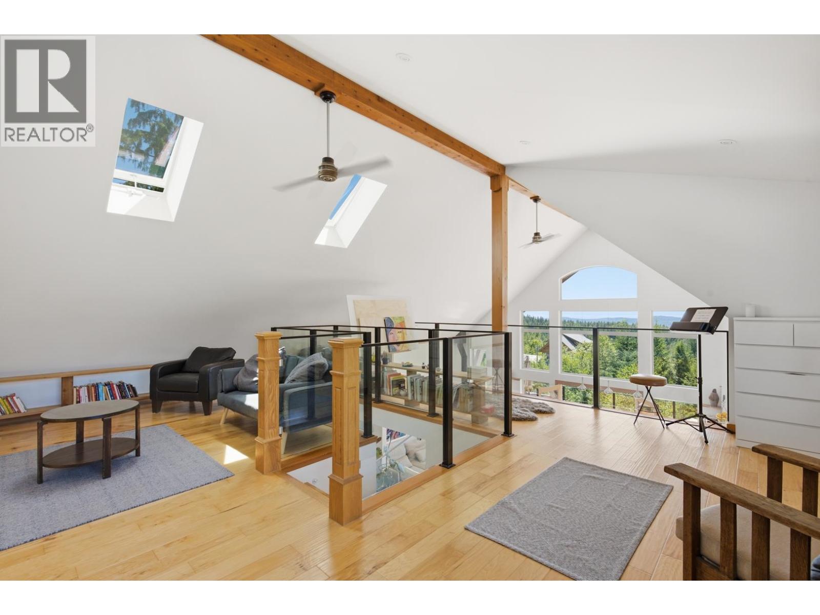9340 Stephens Way, Halfmoon Bay, British Columbia  V7Z 1G9 - Photo 17 - R3163527