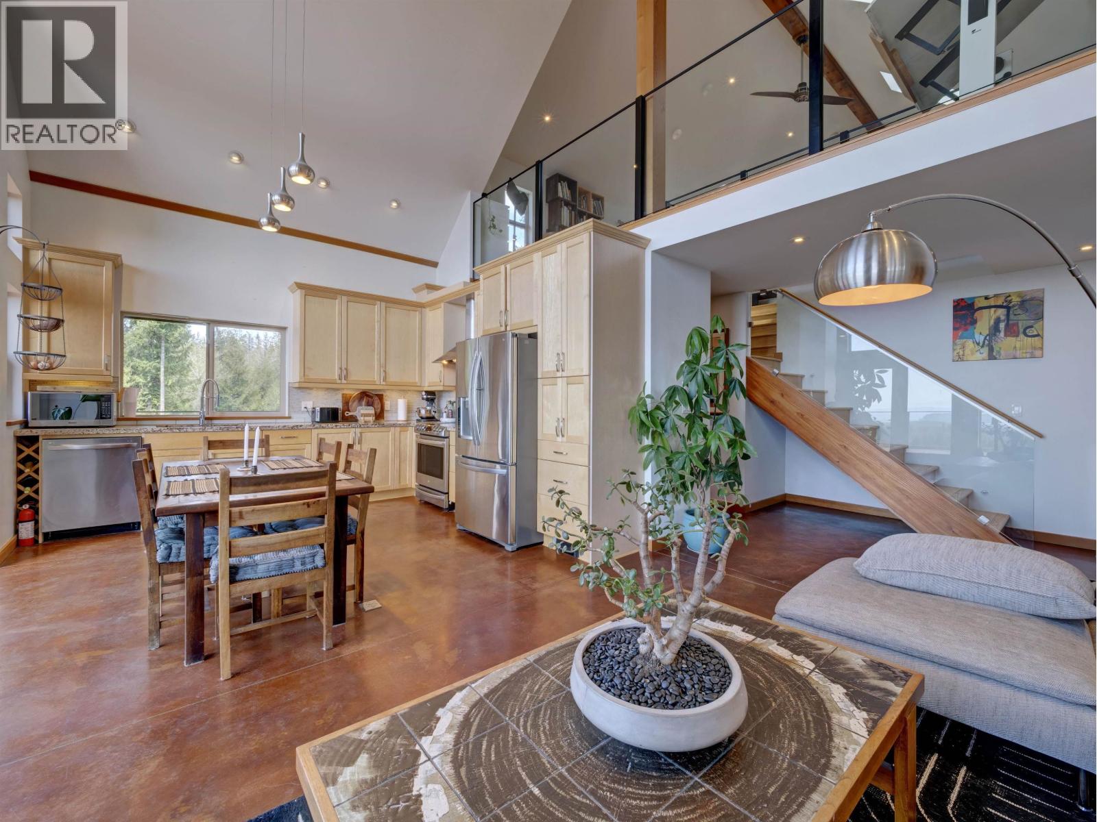 9340 Stephens Way, Halfmoon Bay, British Columbia  V7Z 1G9 - Photo 15 - R3163527